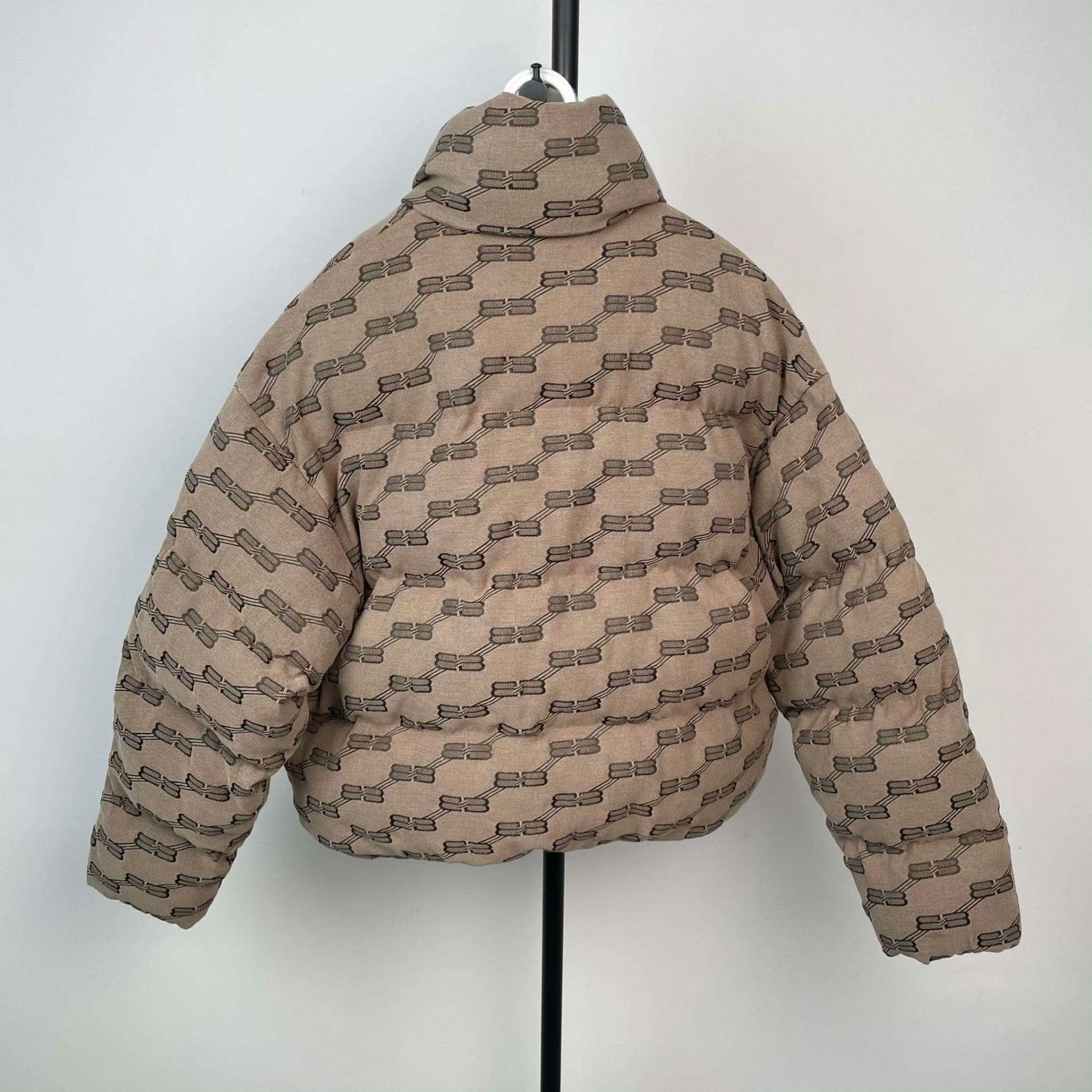 Balenciaga Balenciaga Down Down Jacket 36 Women Size S / US 4 / IT 40 - 2 Thumbnail