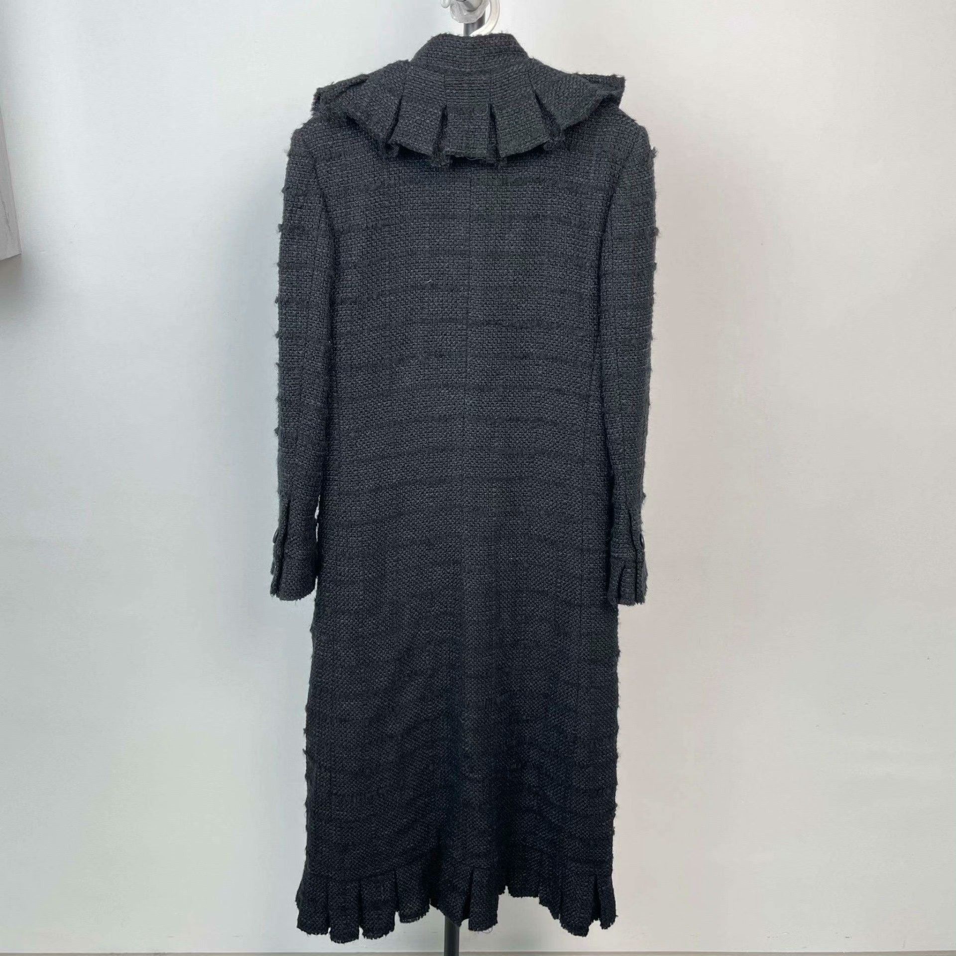Chanel Chanel Black Heavy Coat 38 Men Size US S / EU 44-46 / 1 - 2 Thumbnail