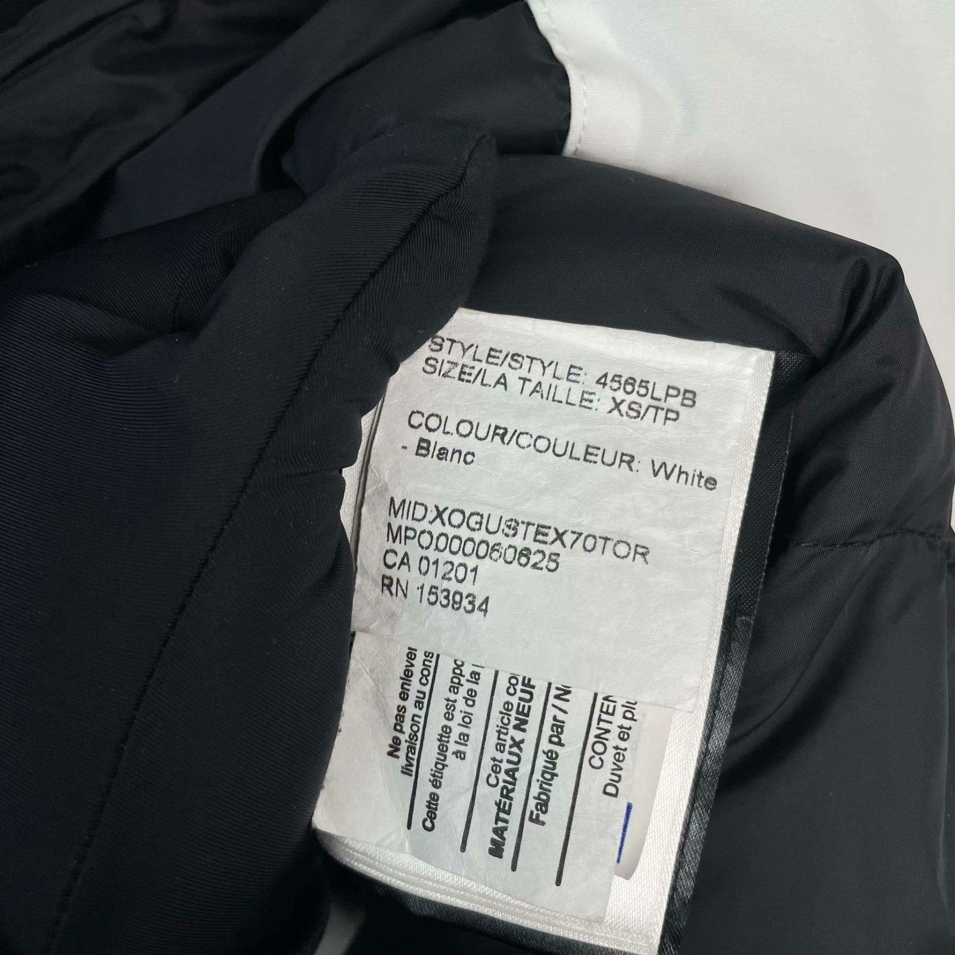 Canada Goose Canada Goose Down Long White Heavy Coat XS Men Size US XS / EU 42 / 0 - 5 Thumbnail