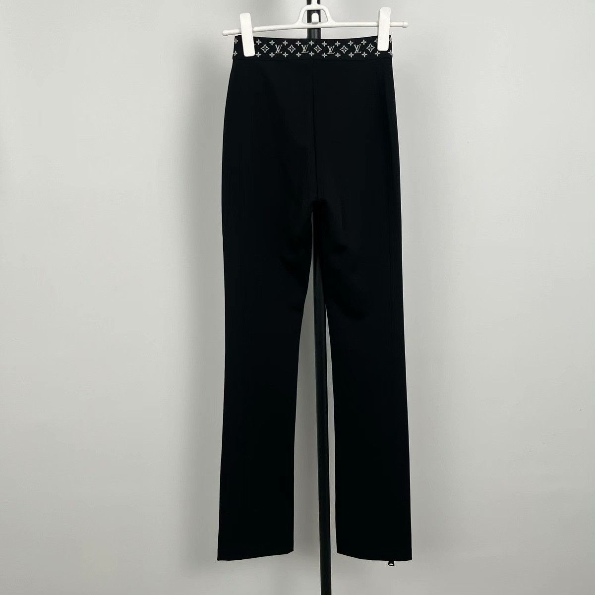 Louis Vuitton Louis Vuitton Wide-Leg Sweatpants 34 Men Size US 34 / EU 50 - 2 Thumbnail