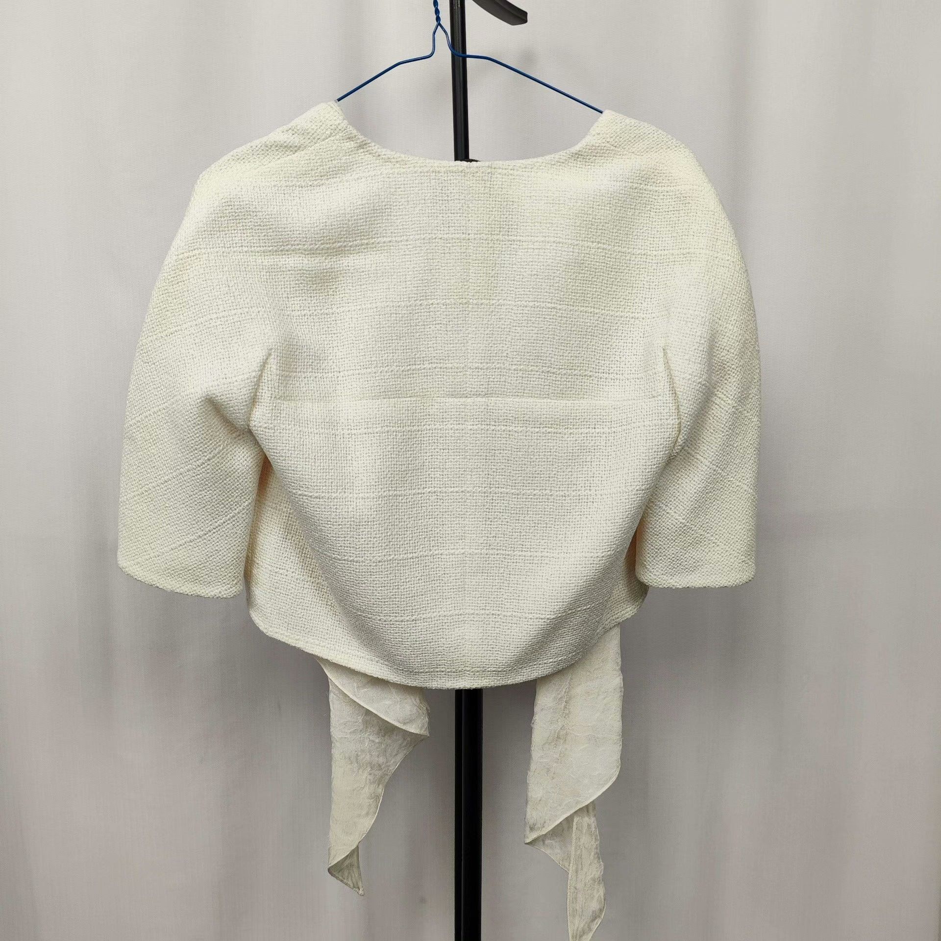 Chanel Chanel Silk White Jacket 34 Women Size XS / US 0-2 / IT 36-38 - 2 Thumbnail