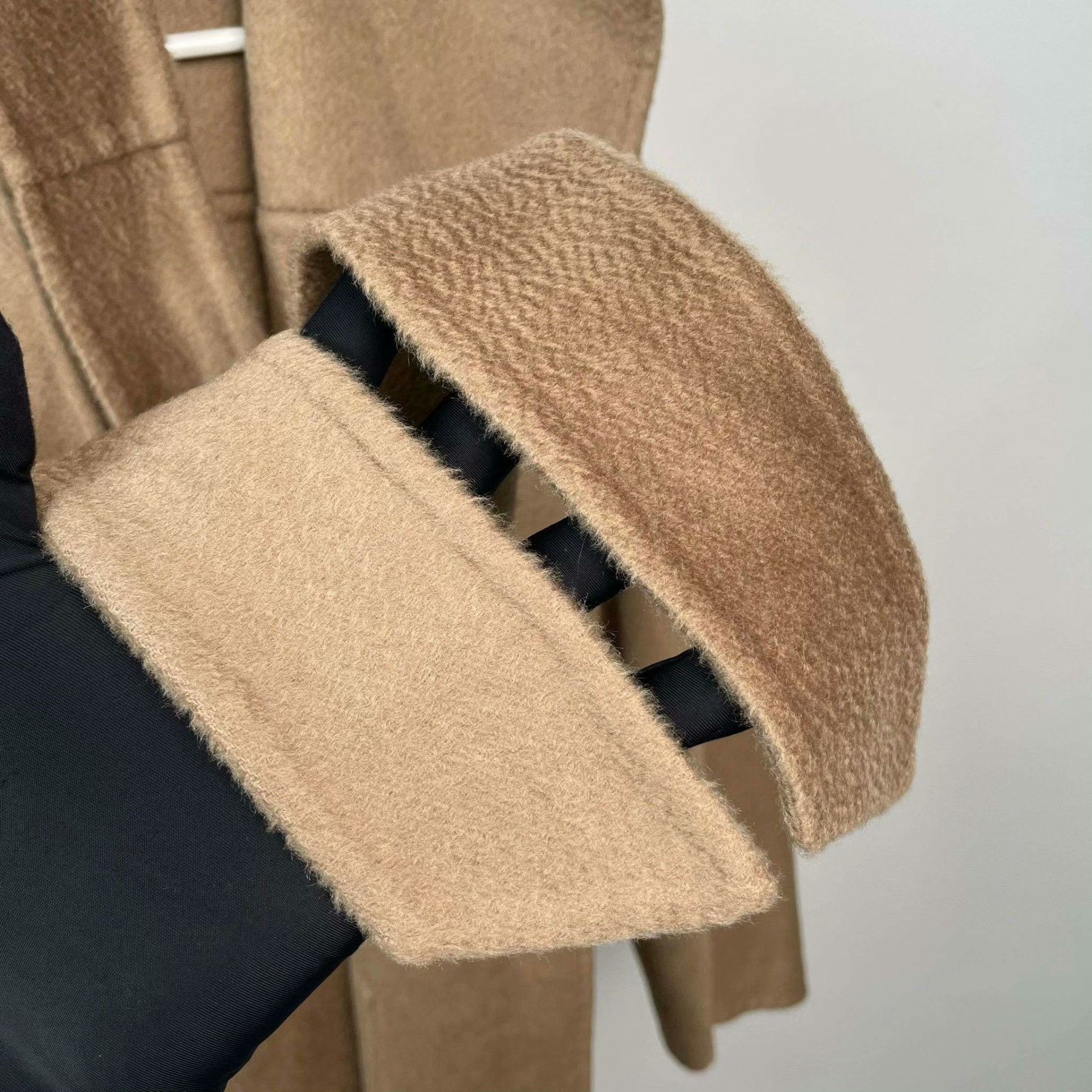 Max Mara Max Mara Brown Coat 2XS Women Size XS / US 0-2 / IT 36-38 - 9 Thumbnail