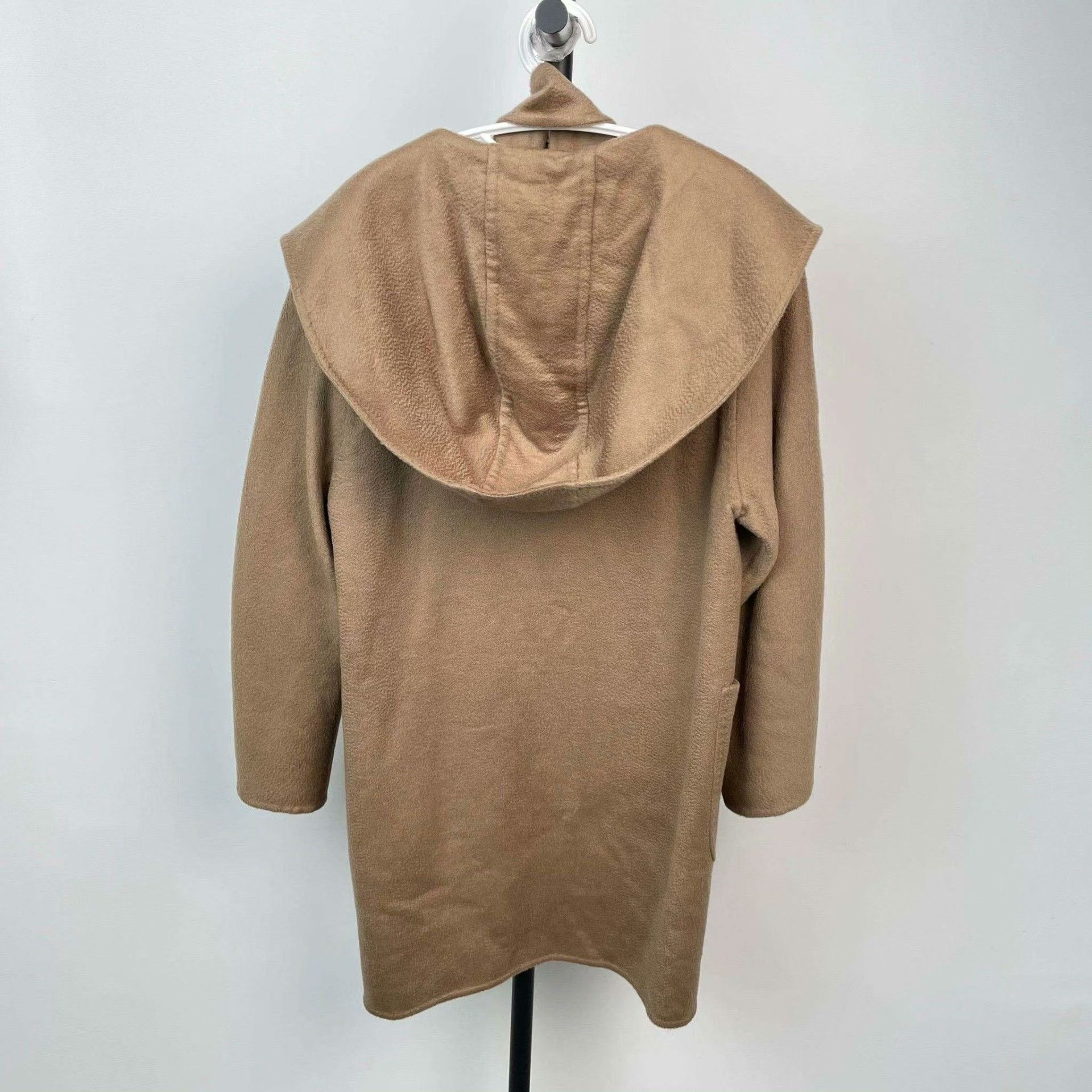 Max Mara Max Mara Brown Coat 2XS Women Size XS / US 0-2 / IT 36-38 - 2 Thumbnail