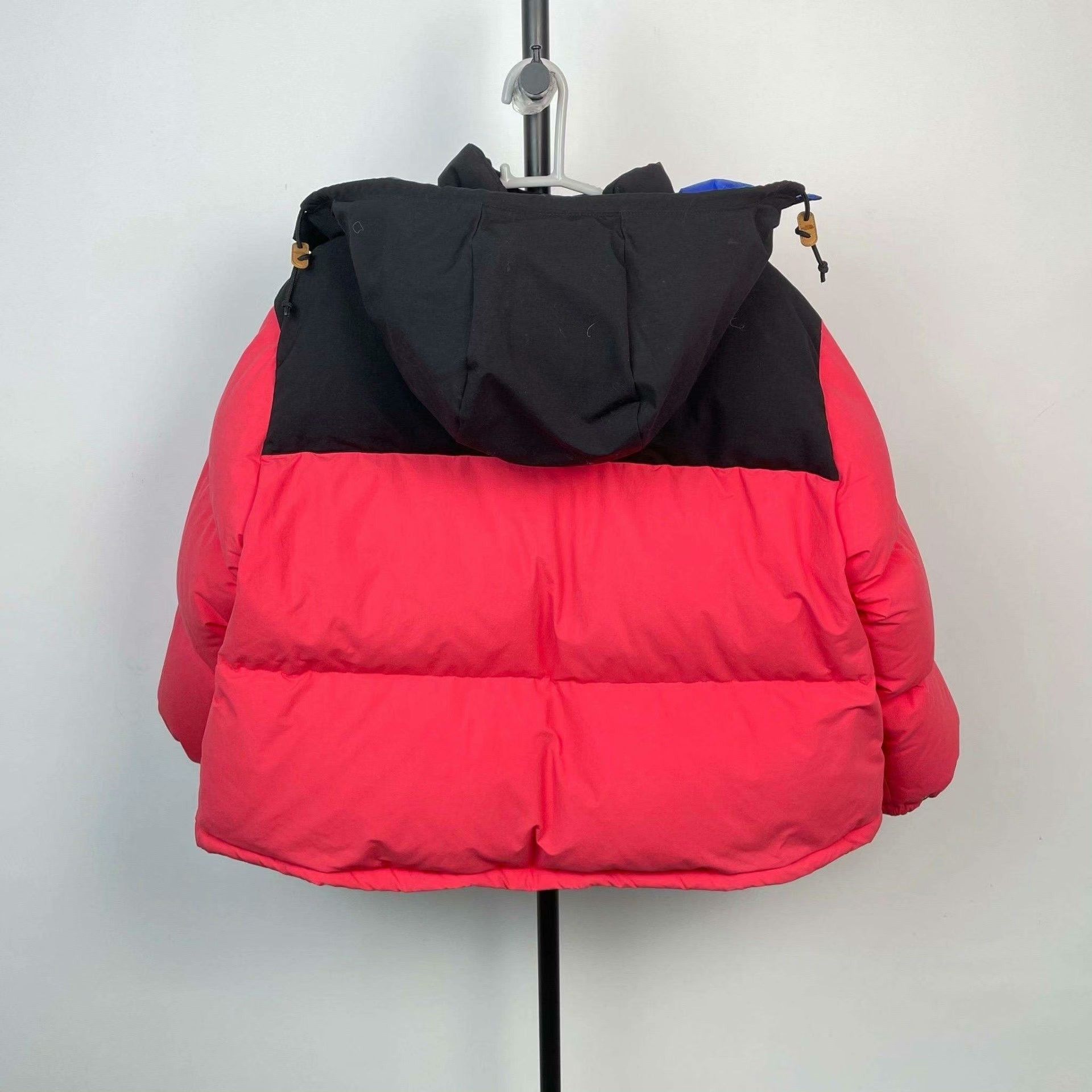 Gucci Gucci Collab Down Pink Down Jacket M Women Size M / US 6-8 / IT 42-44 - 2 Thumbnail