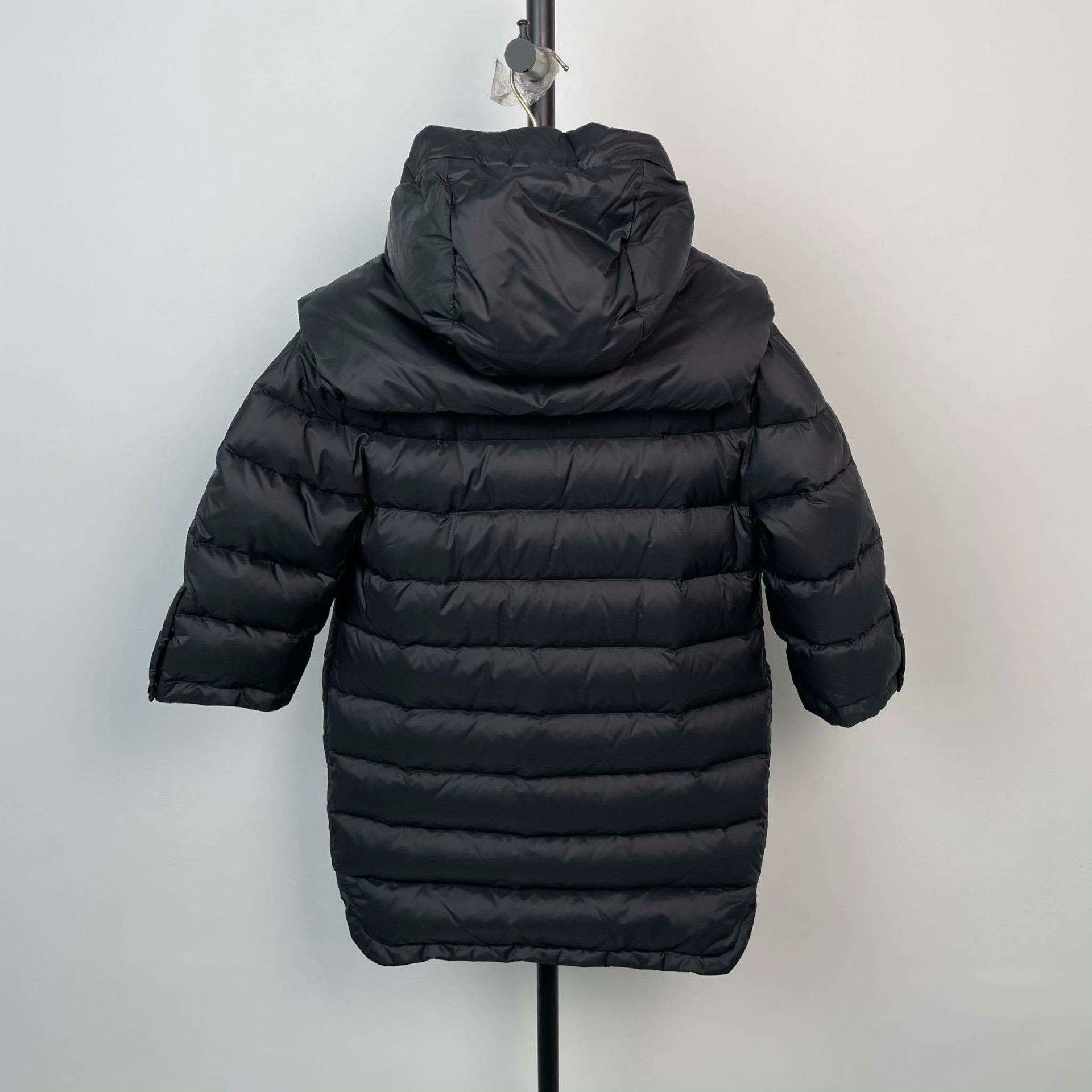 Chanel Chanel Polyester Down Black Down Jacket 34 Women Size XS / US 0-2 / IT 36-38 - 2 Thumbnail