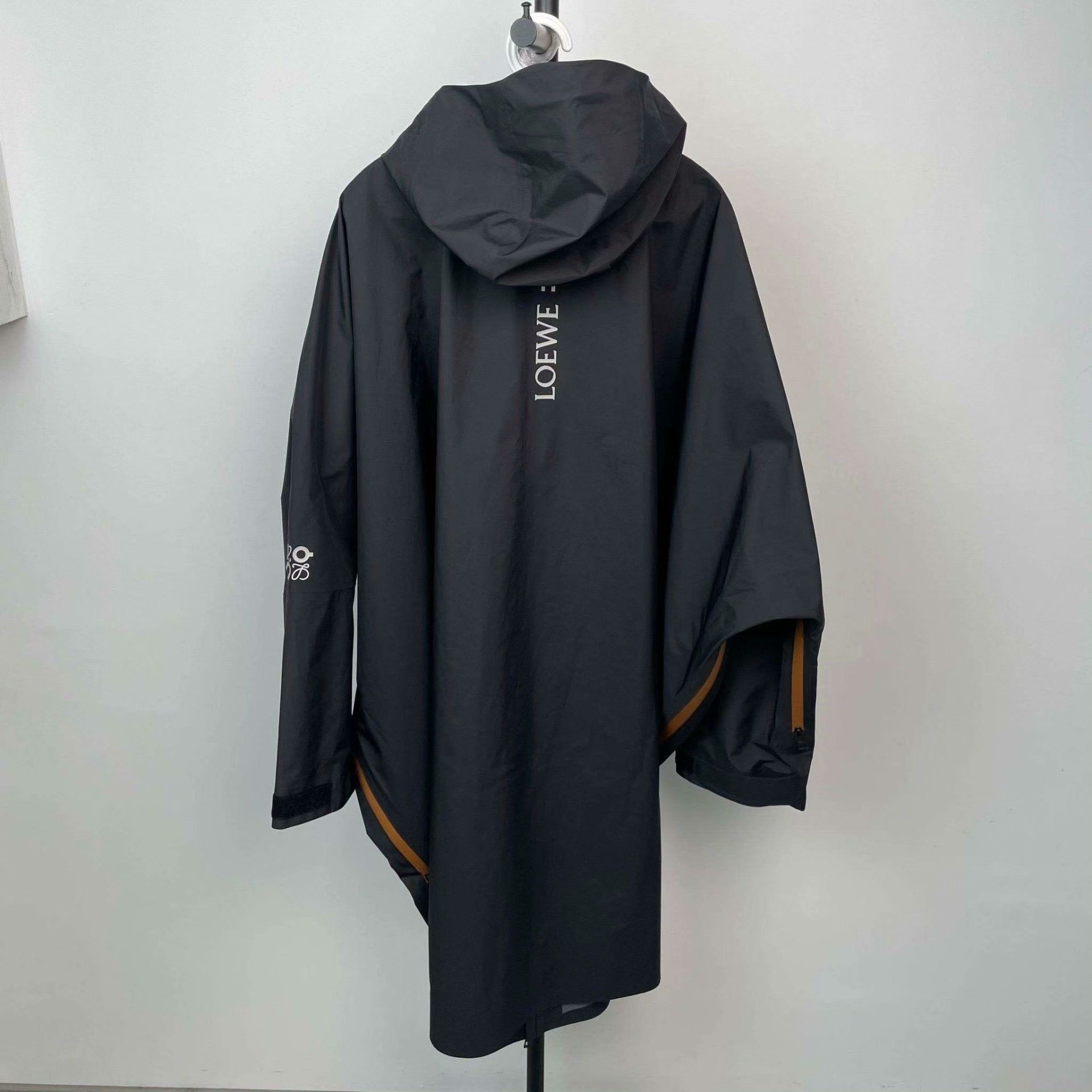 Loewe Loewe Black Light Jacket M Men Size US M / EU 48-50 / 2 - 2 Thumbnail
