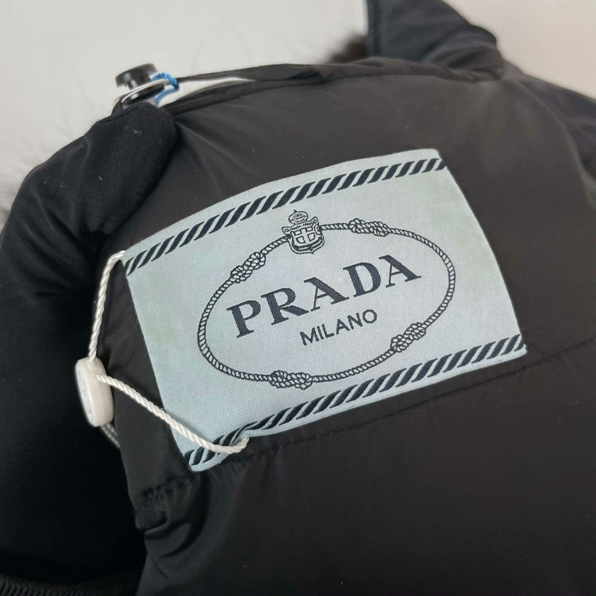 Prada Prada Down Black Heavy Coat M Men Size US M / EU 48-50 / 2 - 4 Thumbnail