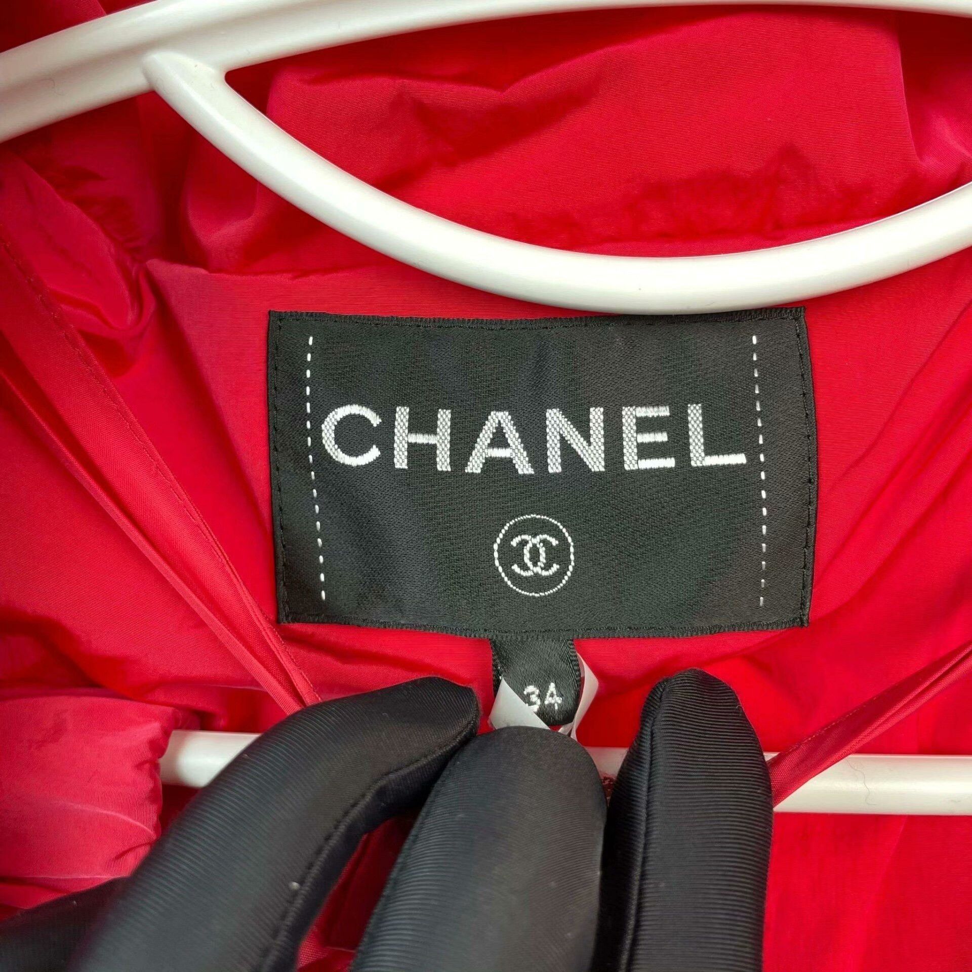 Chanel Chanel Down Red Down Jacket 34 Women Size XS / US 0-2 / IT 36-38 - 4 Thumbnail