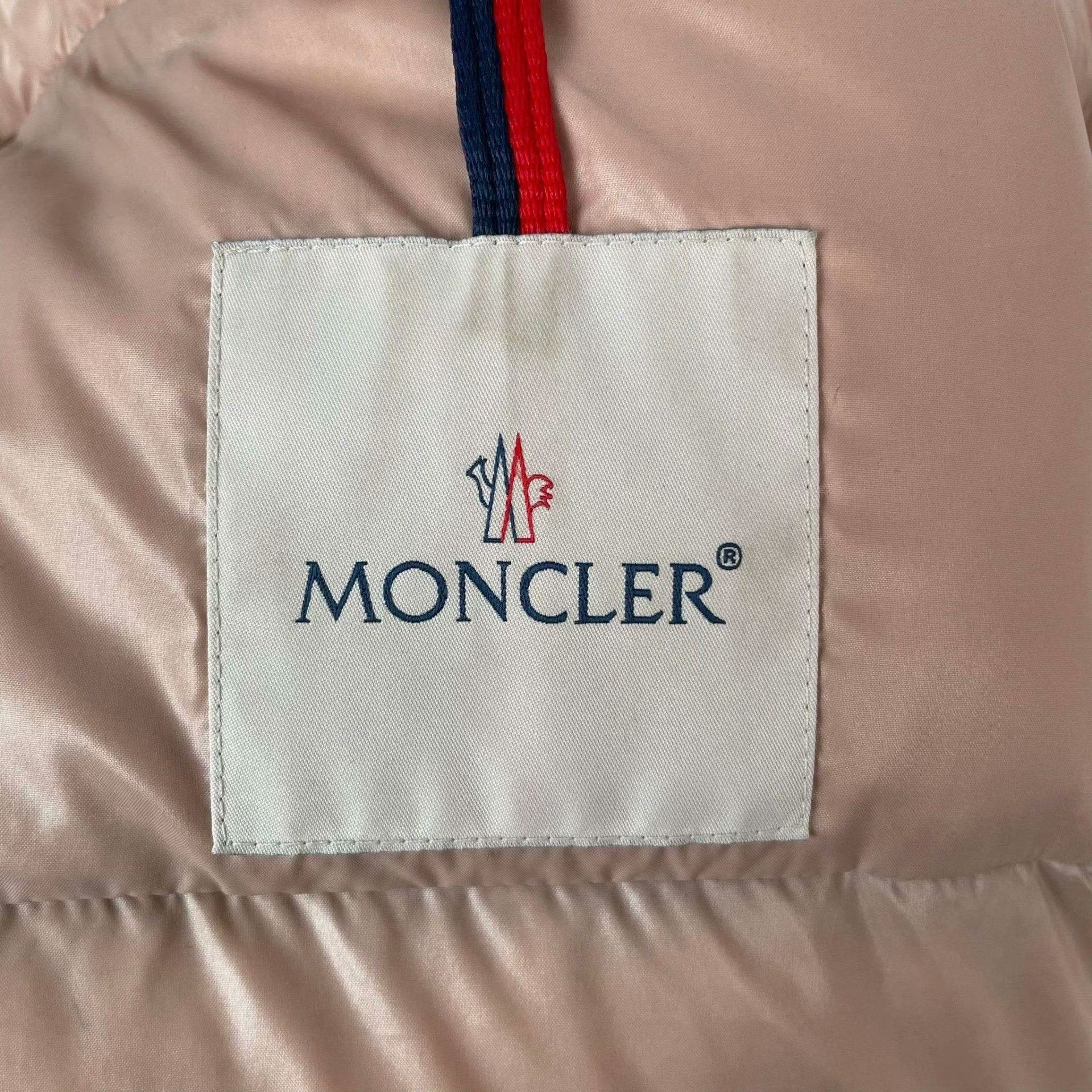 Moncler Moncler Down Cropped Down Jacket XS Women Size XS / US 0-2 / IT 36-38 - 9 Thumbnail