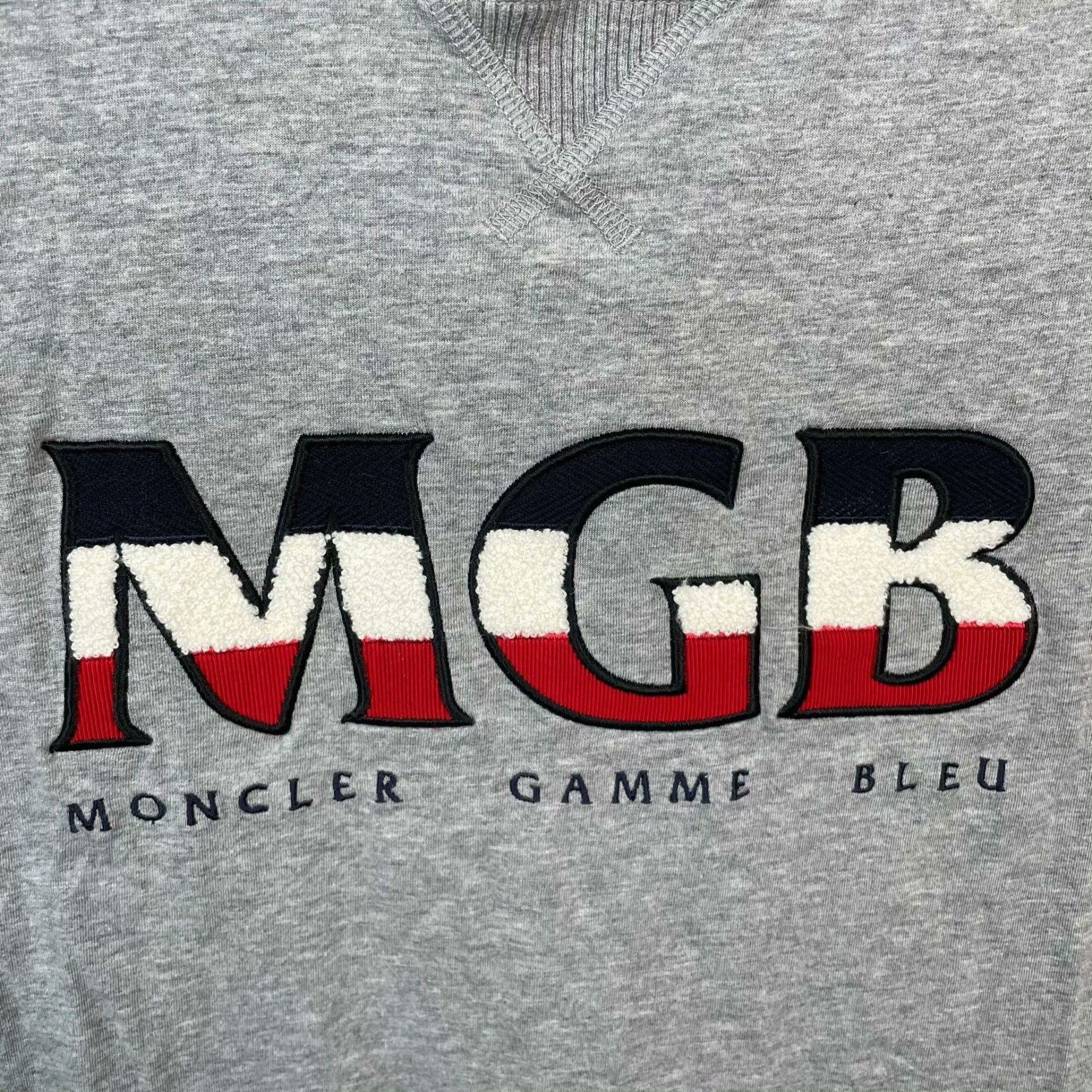 Moncler Moncler Gray T-Shirt S Women Size S / US 4 / IT 40 - 8 Thumbnail