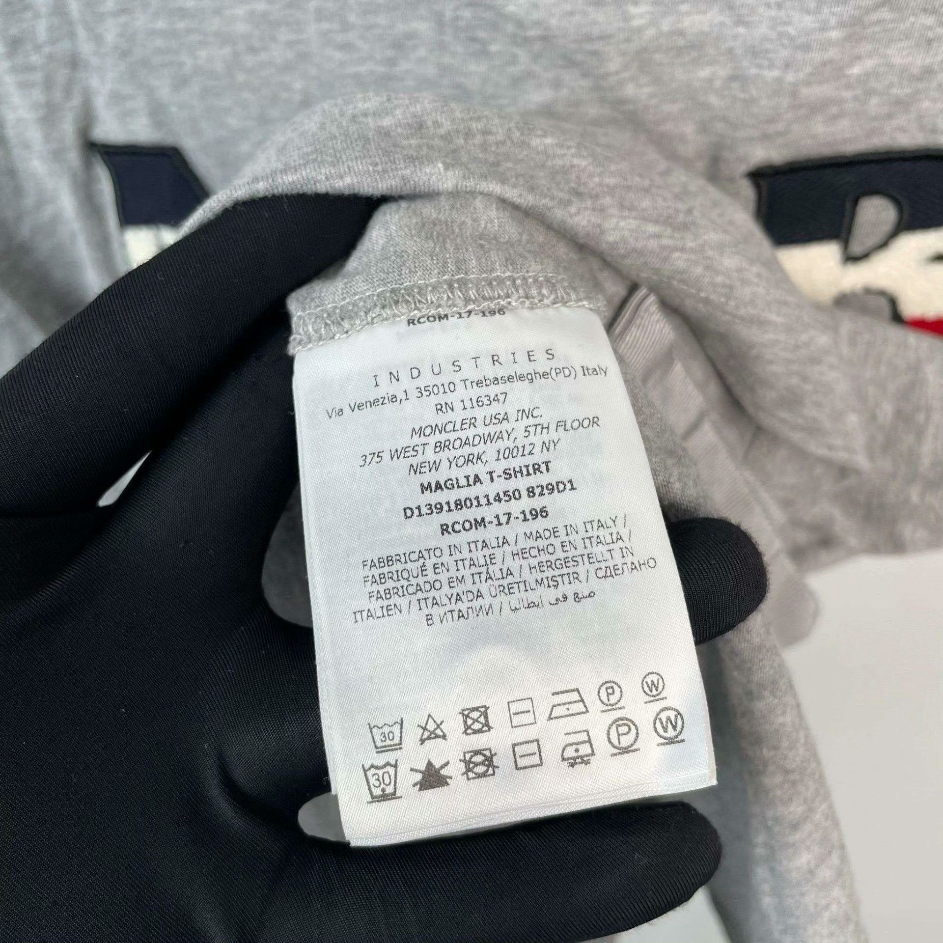Moncler Moncler Gray T-Shirt S Women Size S / US 4 / IT 40 - 5 Thumbnail