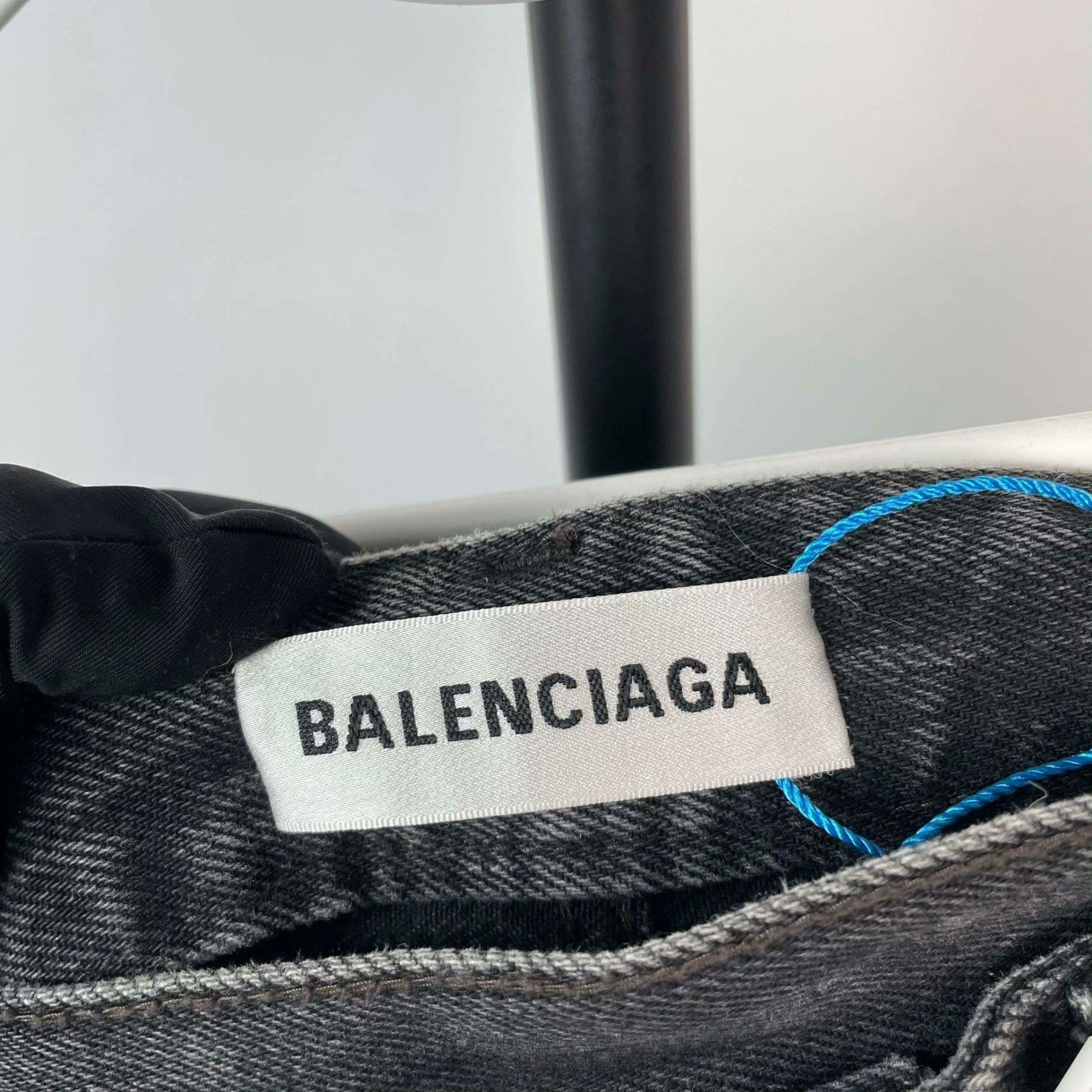 Balenciaga Balenciaga Skirt 38 Women Size 38" / US 16 / IT 52 - 3 Thumbnail