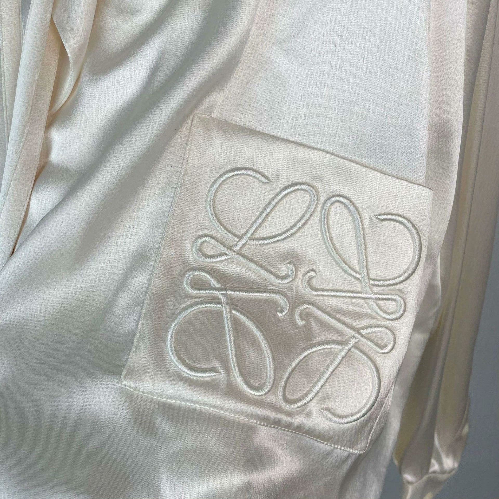 Loewe Loewe White Button Up 36 Women Size S / US 4 / IT 40 - 3 Thumbnail