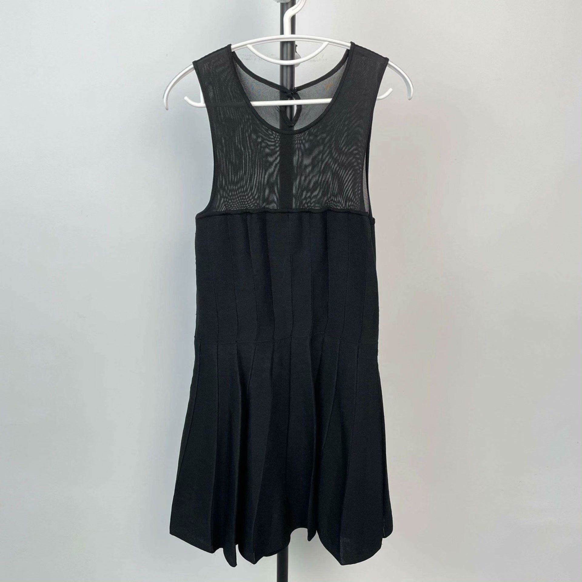 Dior Dior Black Dress 40 Women Size M / US 6-8 / IT 42-44 - 2 Thumbnail