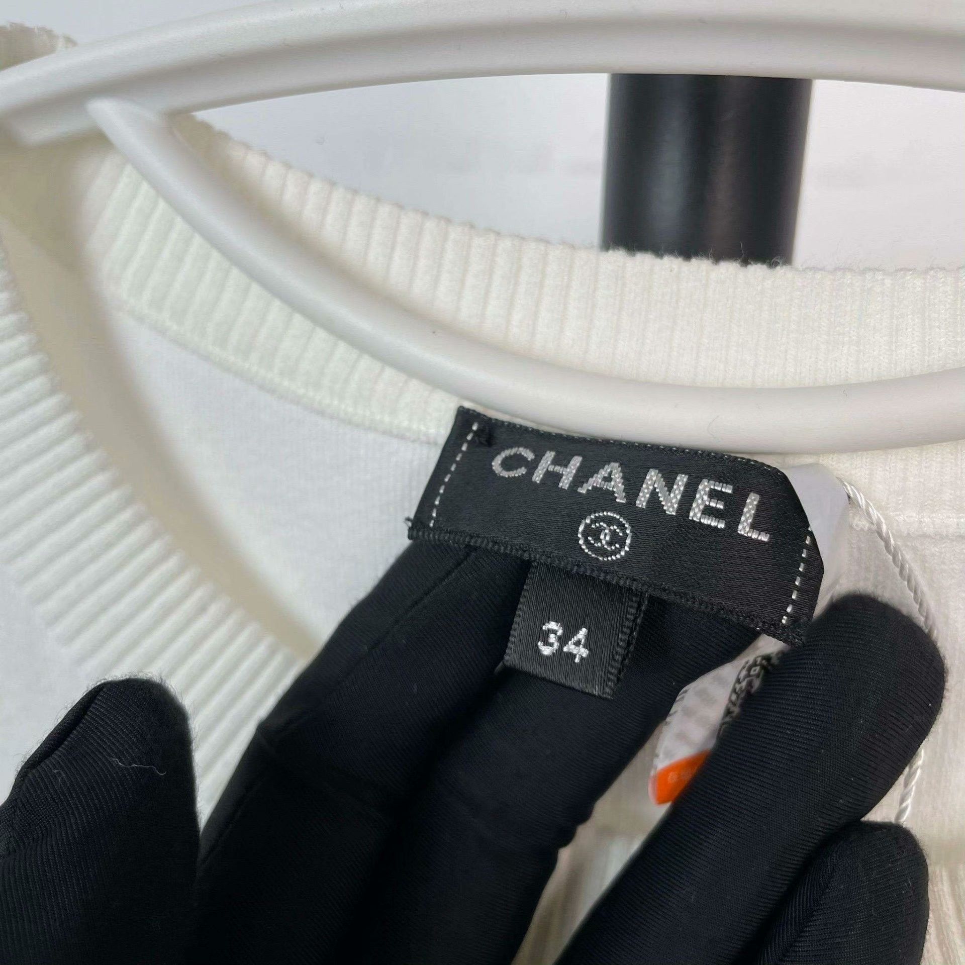 Chanel Chanel White T-Shirt S Women Size S / US 4 / IT 40 - 3 Thumbnail