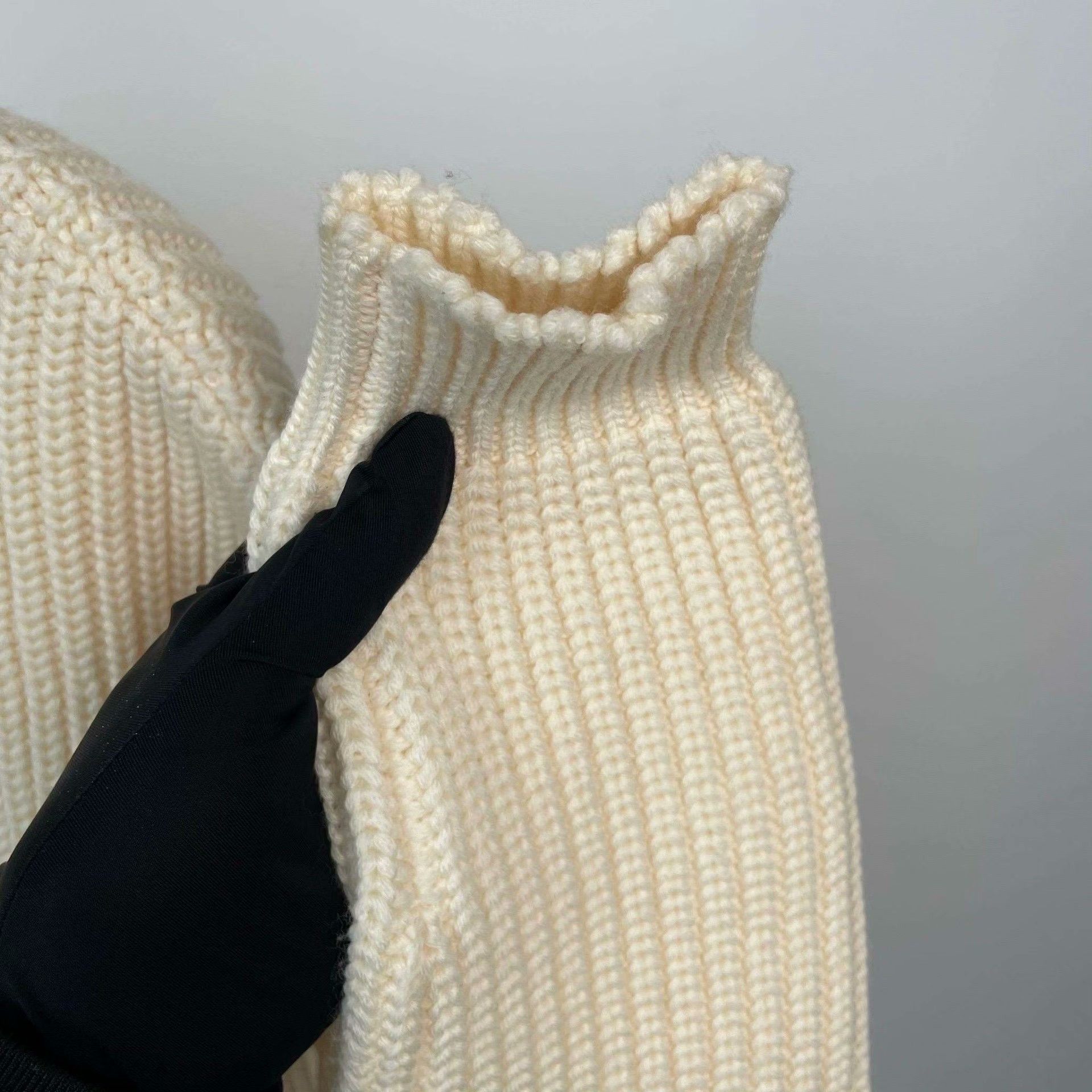 Dior Dior Knit White Sweater 36 Women Size S / US 4 / IT 40 - 7 Thumbnail