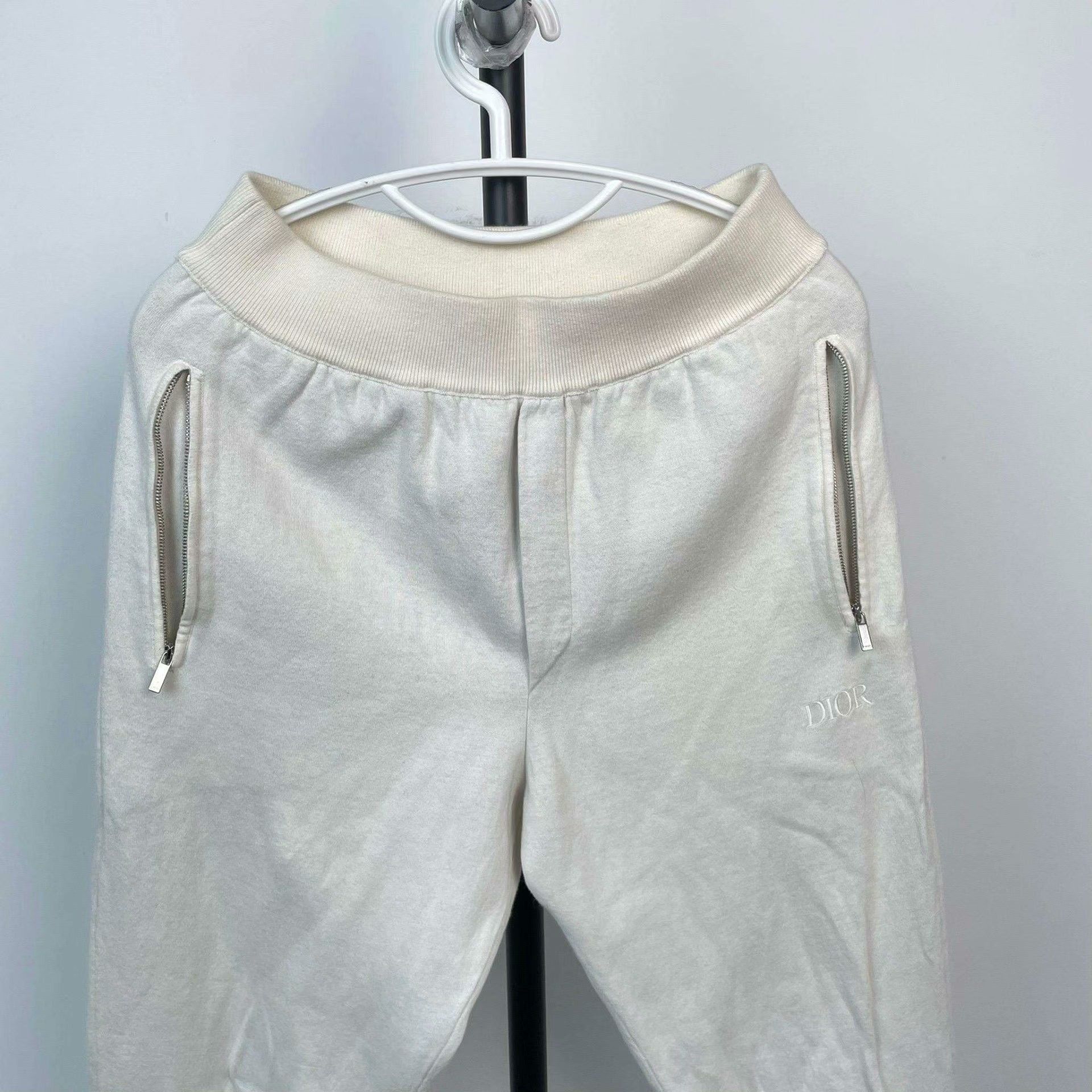Dior Dior White Sweatpants S Men Size US 30 / EU 46 - 2 Thumbnail