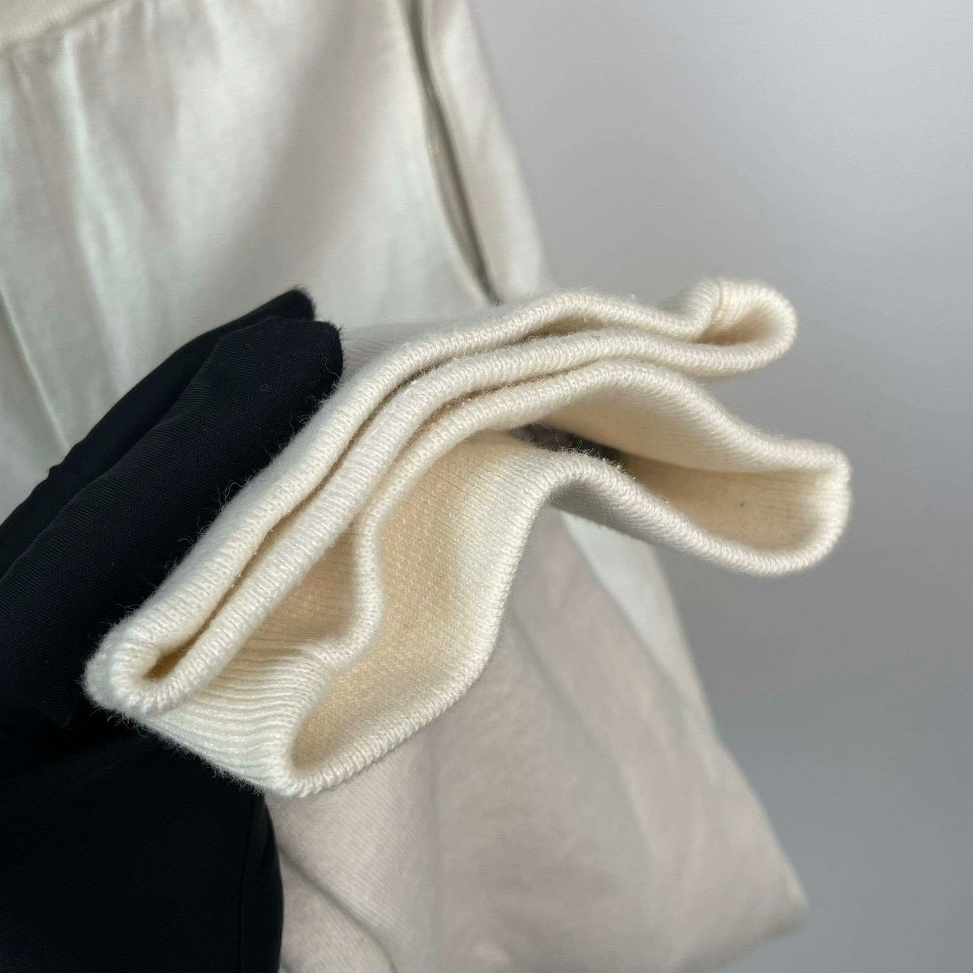 Dior Dior White Sweatpants S Men Size US 30 / EU 46 - 5 Thumbnail