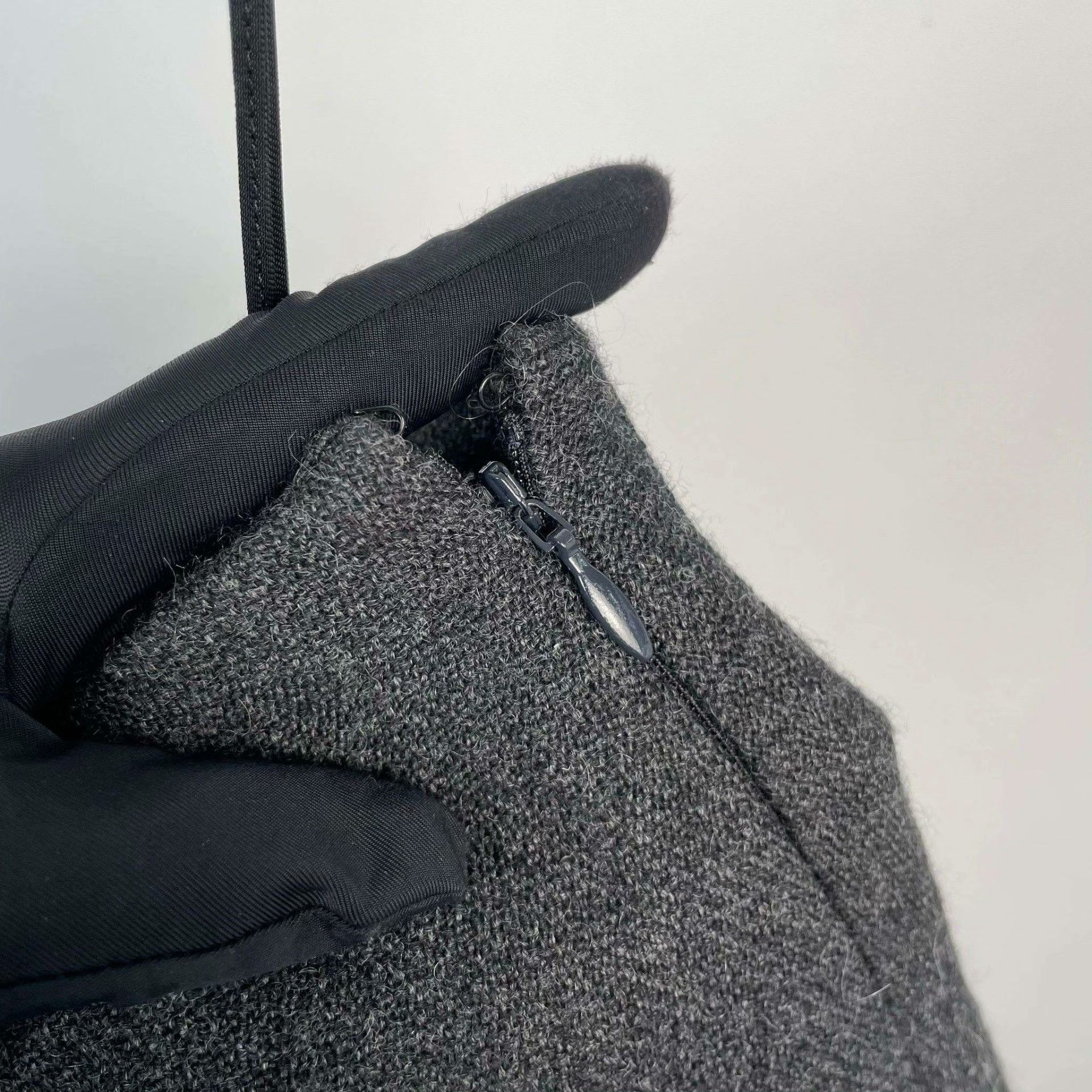 Prada Prada Wool Black Skirt 38 Women Size 38" / US 16 / IT 52 - 8 Thumbnail