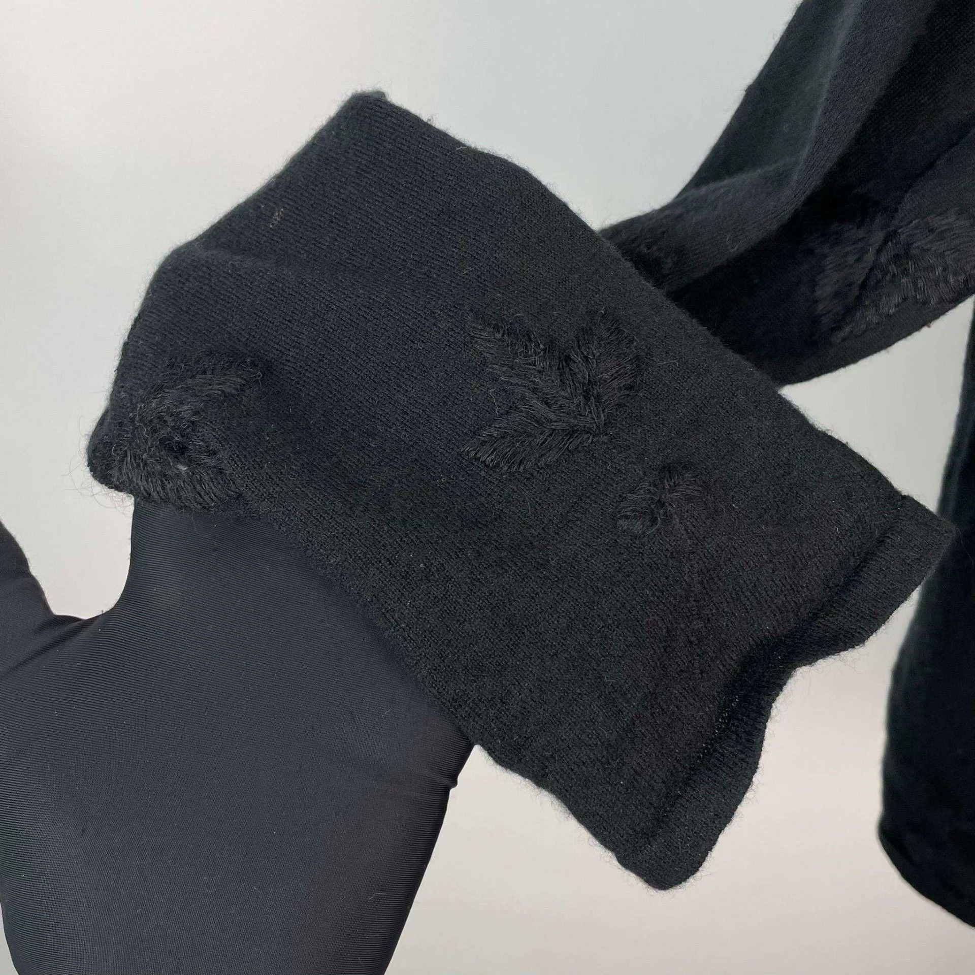 Chanel Chanel Sweater 34 Women Size XS / US 0-2 / IT 36-38 - 9 Thumbnail