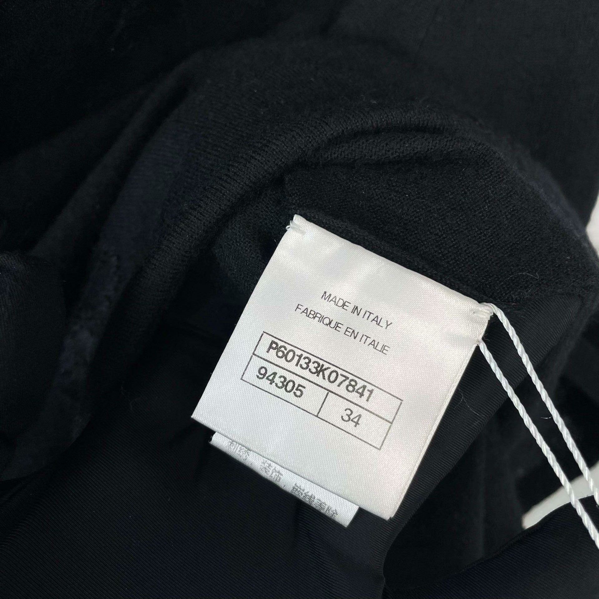 Chanel Chanel Sweater 34 Women Size XS / US 0-2 / IT 36-38 - 4 Thumbnail