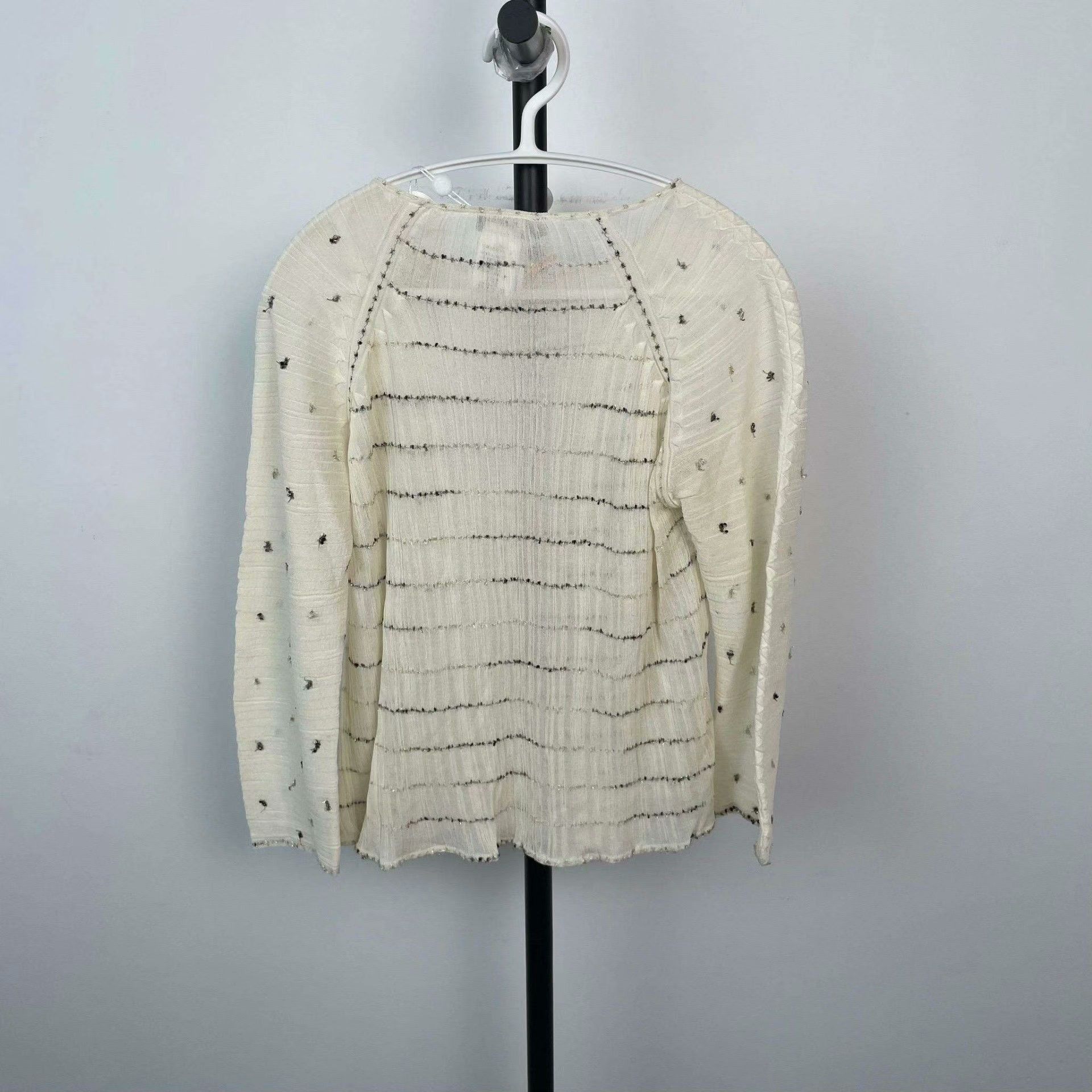 Chanel Chanel Gold T-Shirt 36 Women Size S / US 4 / IT 40 - 2 Thumbnail