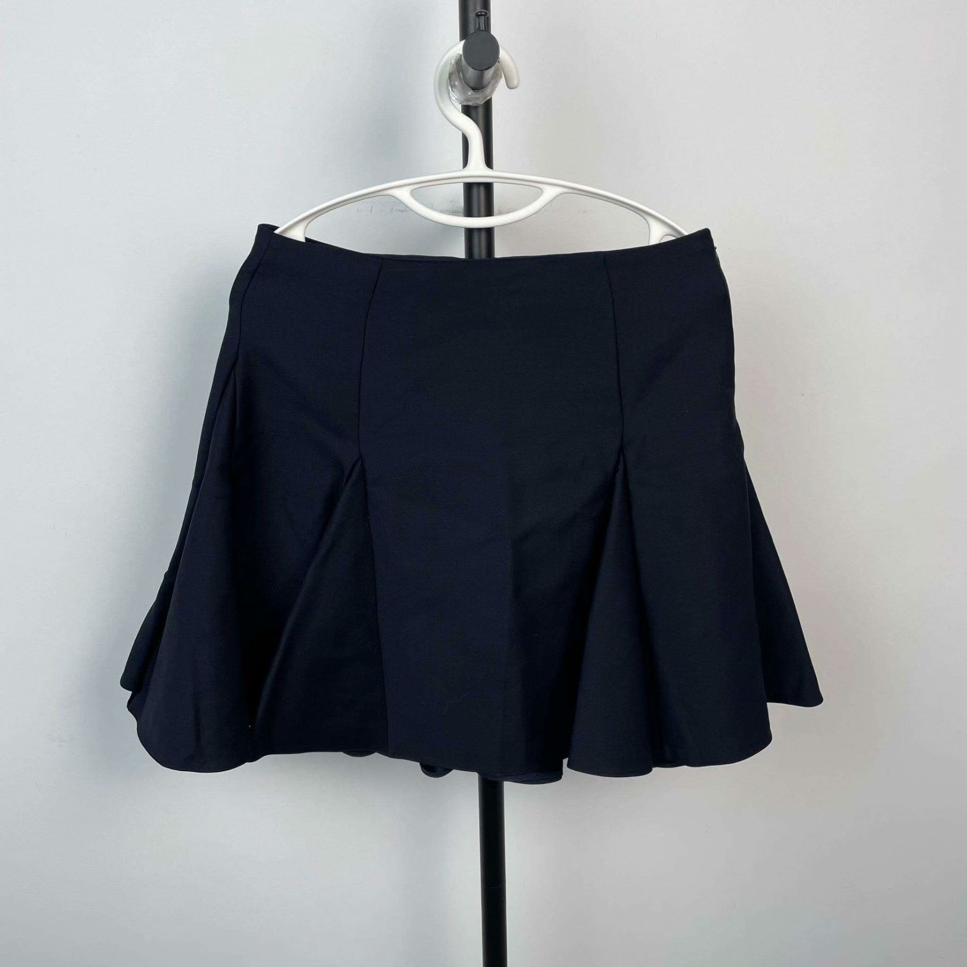 Dior Dior Blue Skirt 40 Women Size 40" / US 18 - 2 Thumbnail