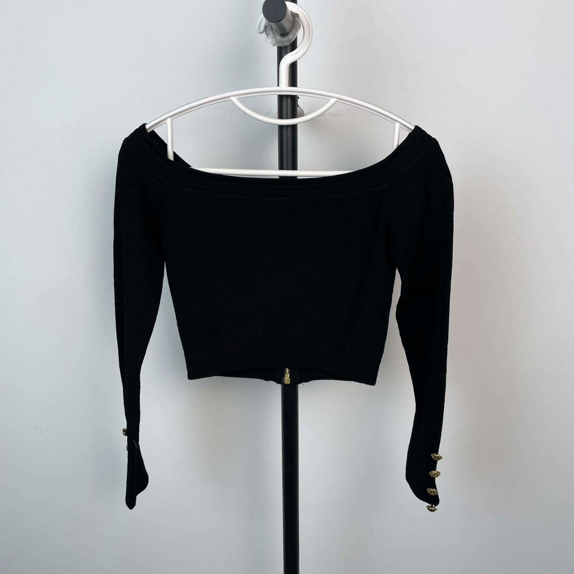 Balmain Balmain Sweater M Women Size M / US 6-8 / IT 42-44 - 2 Thumbnail