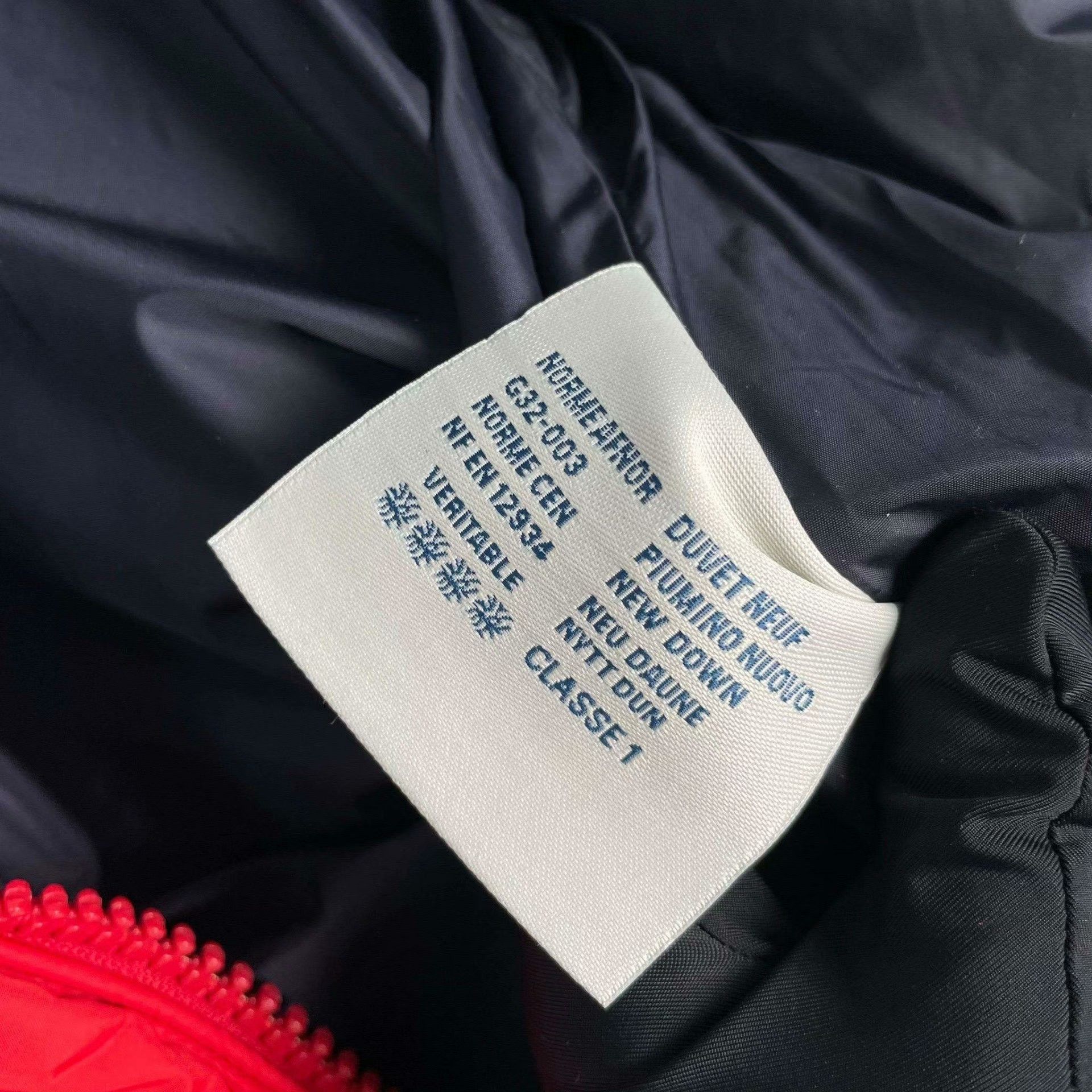 Moncler Moncler Down Red Down Jacket XS Women Size XS / US 0-2 / IT 36-38 - 7 Thumbnail