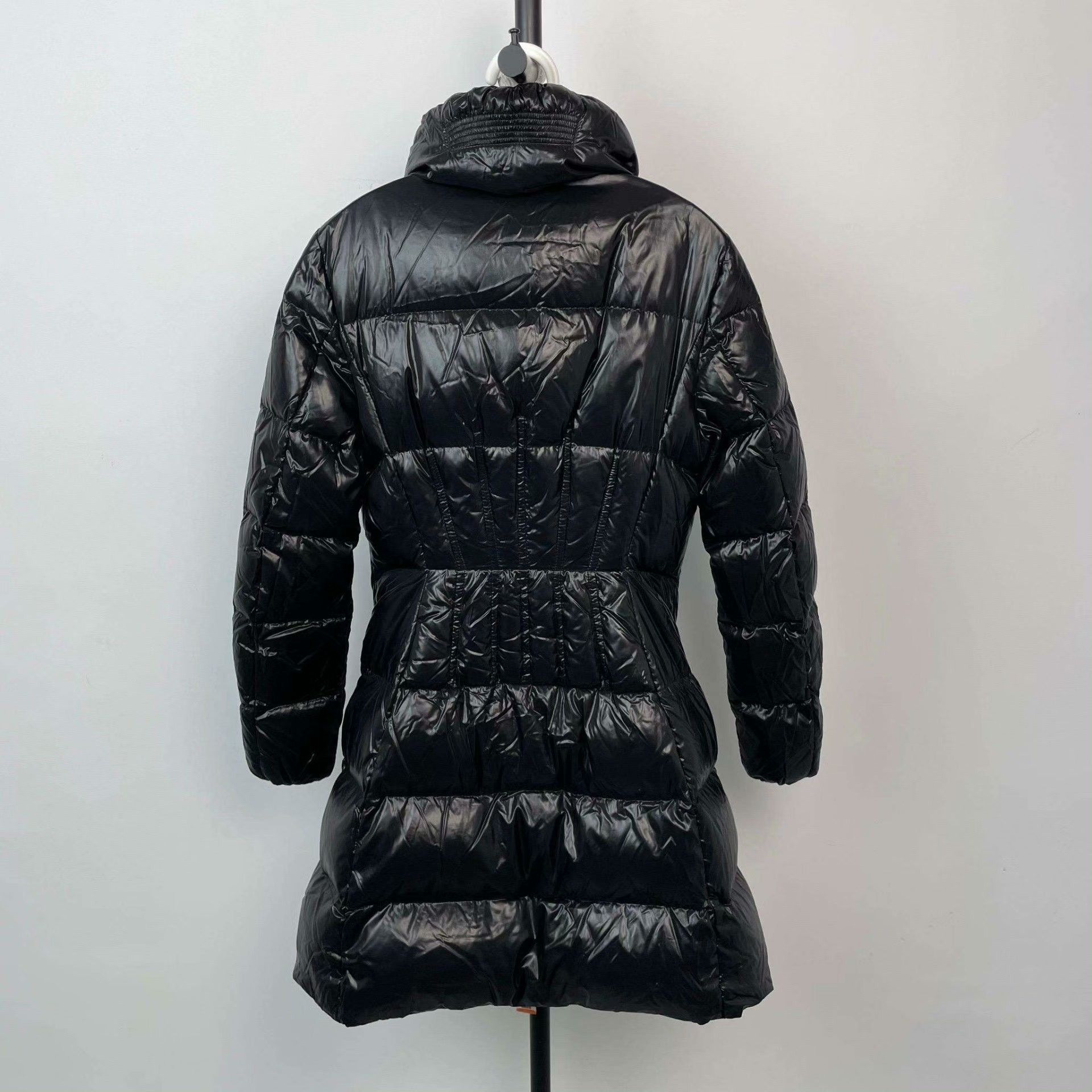 Moncler Moncler Down Black Down Jacket S Women Size S / US 4 / IT 40 - 2 Thumbnail