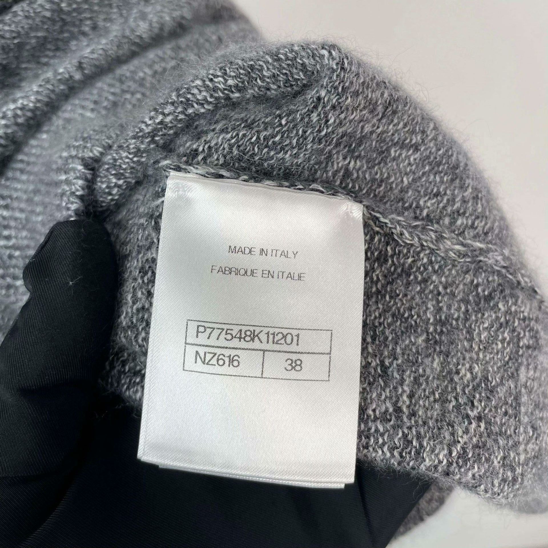 Chanel Chanel Knit Gray Tank Top 38 Women Size S / US 4 / IT 40 - 8 Thumbnail