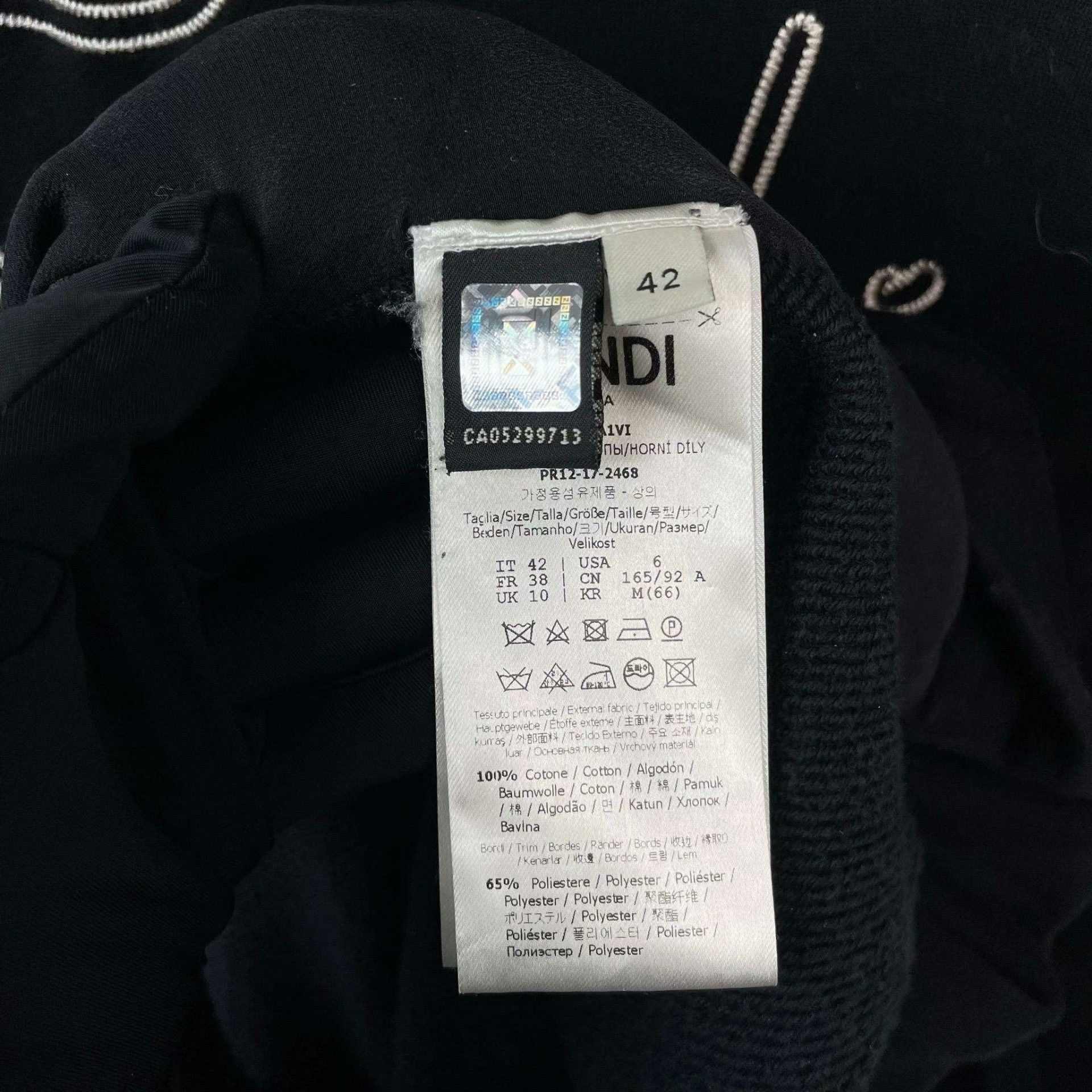 Fendi Fendi Cotton Long Black Hoodie XS Women Size XS / US 0-2 / IT 36-38 - 6 Thumbnail