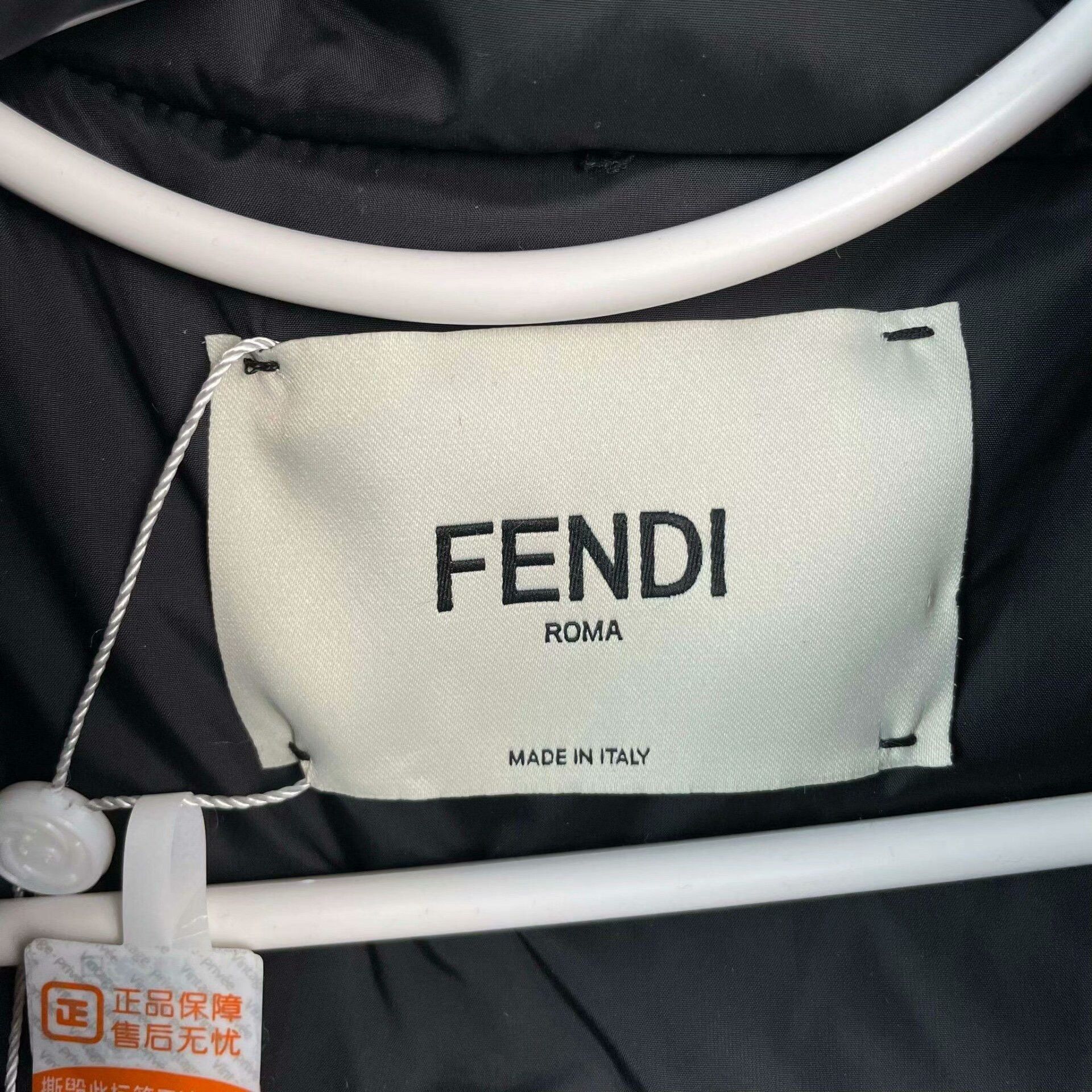 Fendi Fendi Down Silver Down Jacket S Women Size S / US 4 / IT 40 - 3 Thumbnail