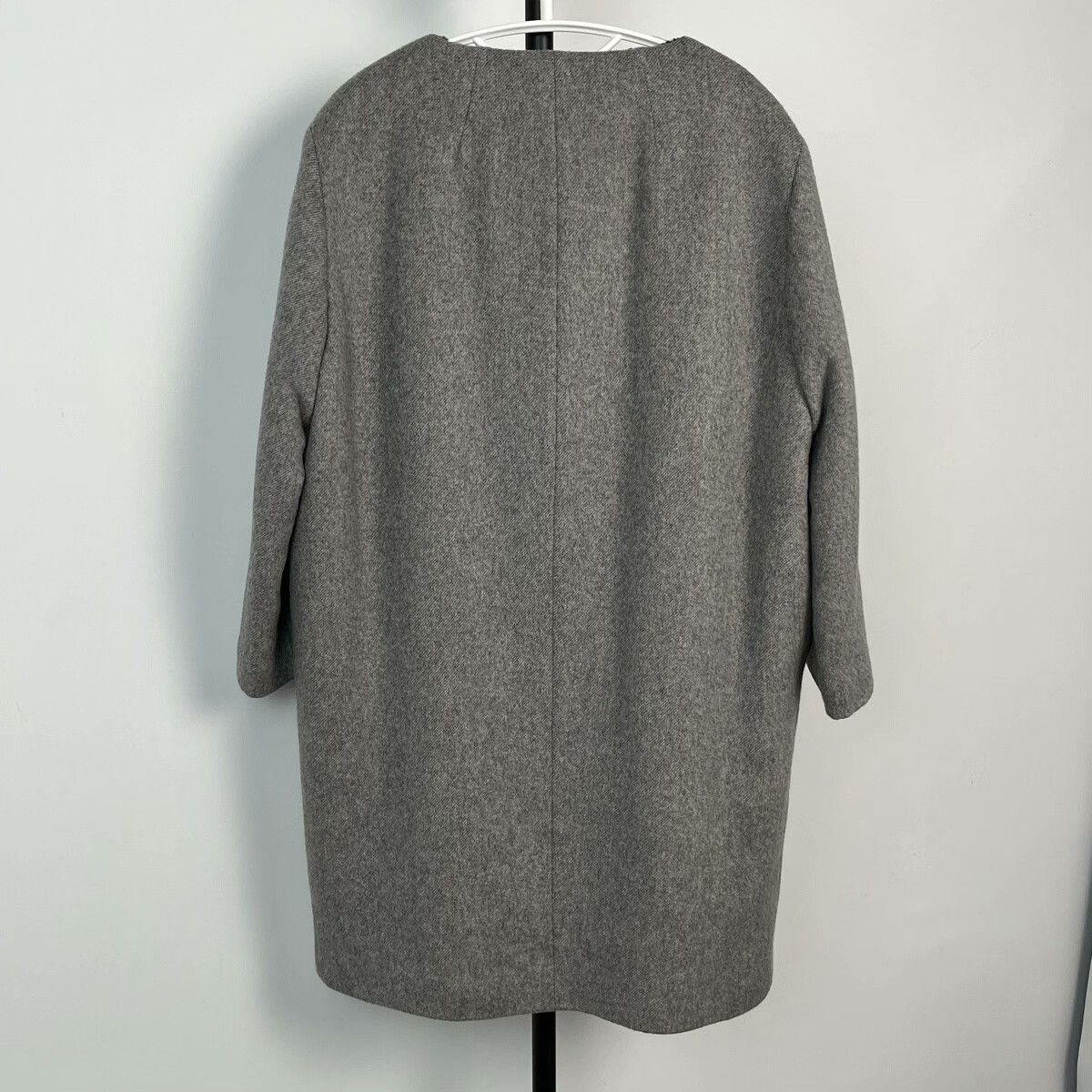 Fendi Fendi Gray Hoodie 40 Men Size US M / EU 48-50 / 2 - 2 Thumbnail