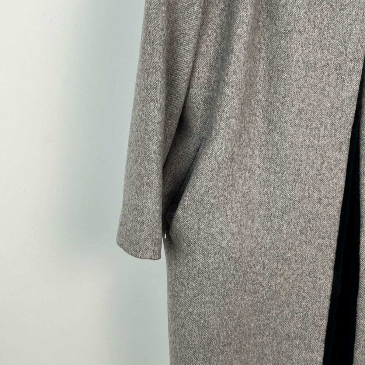 Fendi Fendi Gray Hoodie 40 Men Size US M / EU 48-50 / 2 - 4 Thumbnail