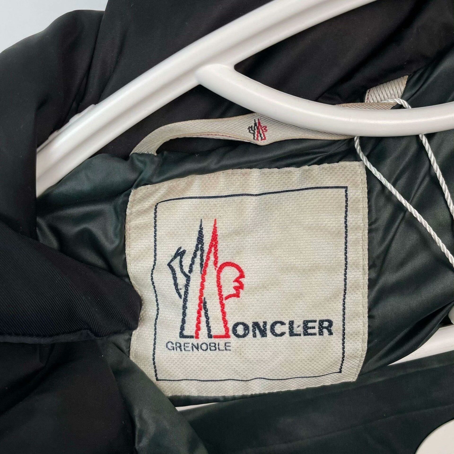 Moncler Moncler Down Black Heavy Coat M Men Size US M / EU 48-50 / 2 - 8 Thumbnail