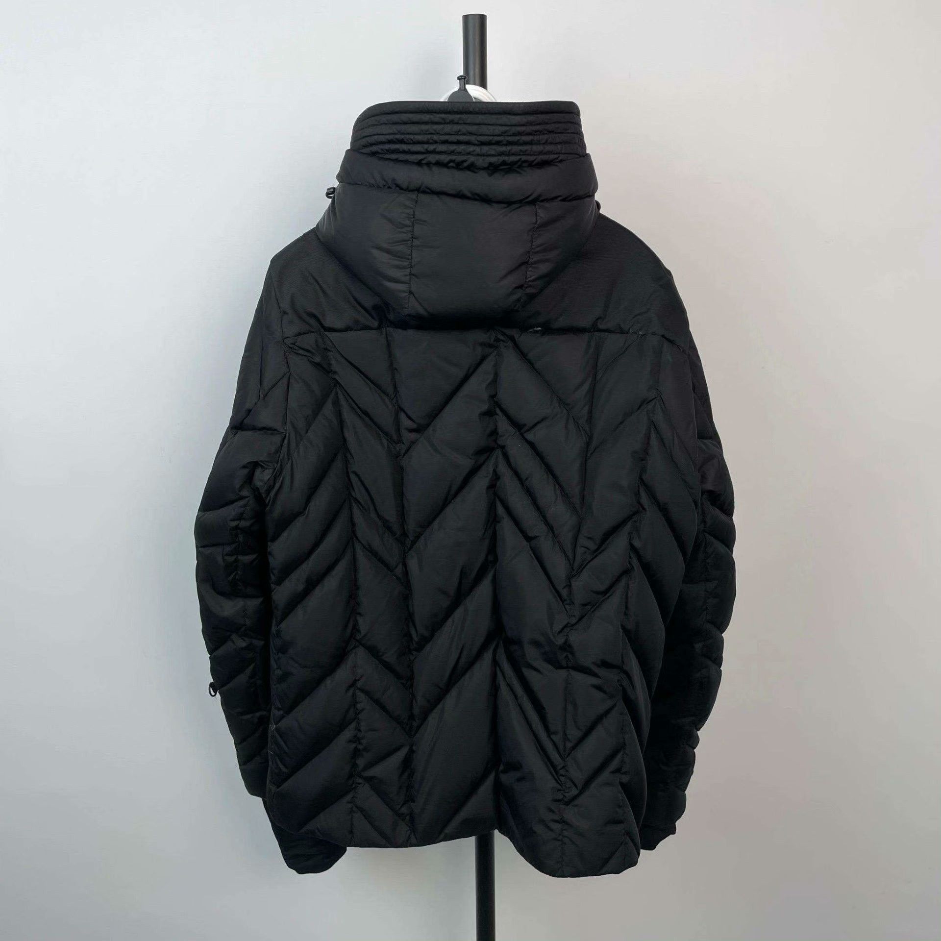 Moncler Moncler Down Black Heavy Coat M Men Size US M / EU 48-50 / 2 - 2 Thumbnail