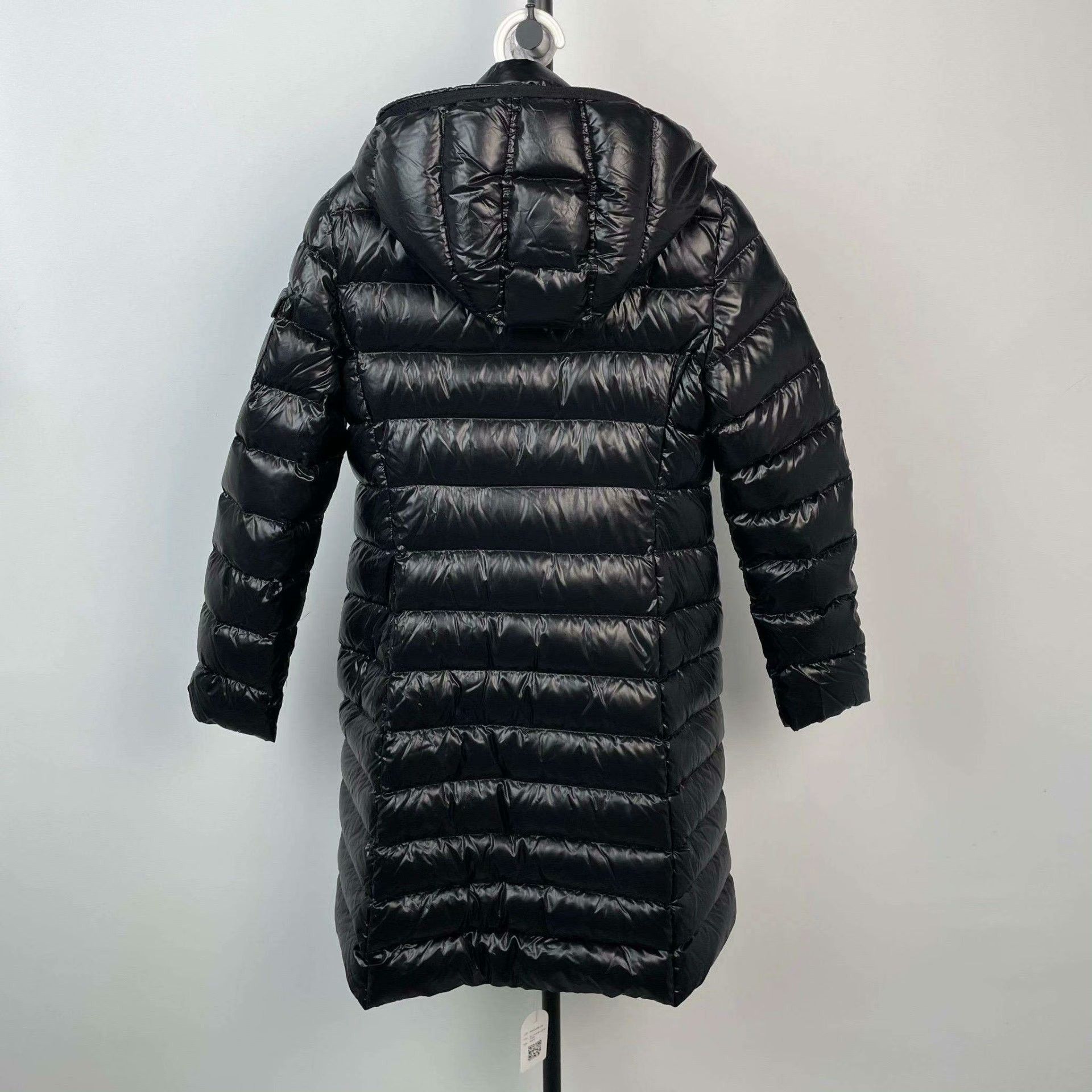 Moncler Moncler Down Long Black Down Jacket M Women Size M / US 6-8 / IT 42-44 - 2 Thumbnail