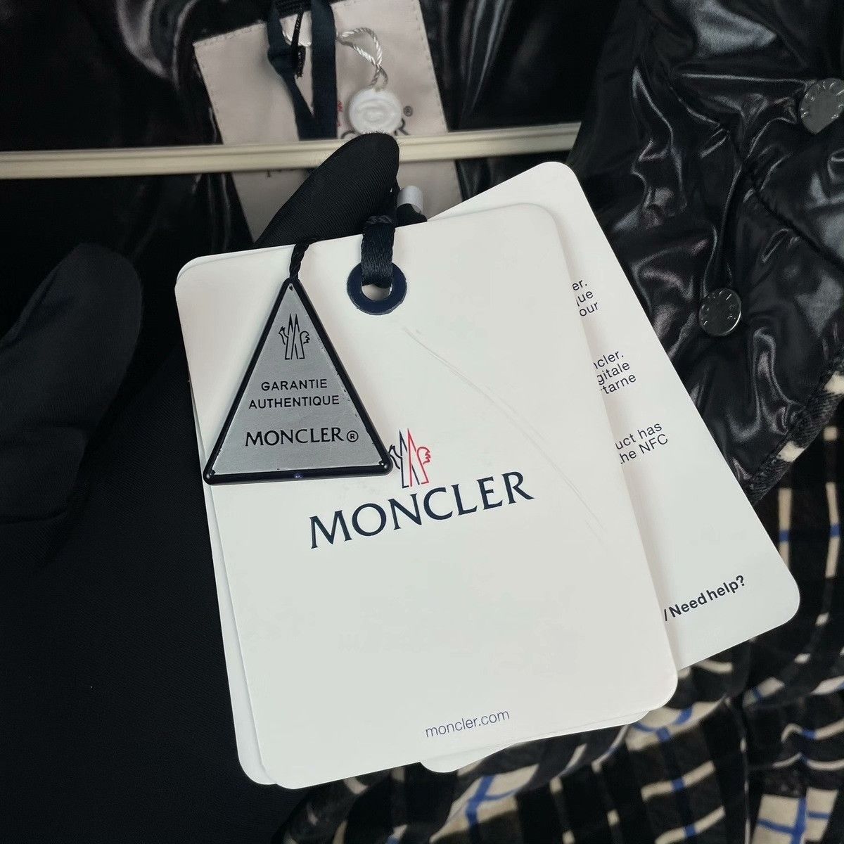 Moncler Moncler Down Plaid Multi Heavy Coat M Men Size US M / EU 48-50 / 2 - 4 Thumbnail