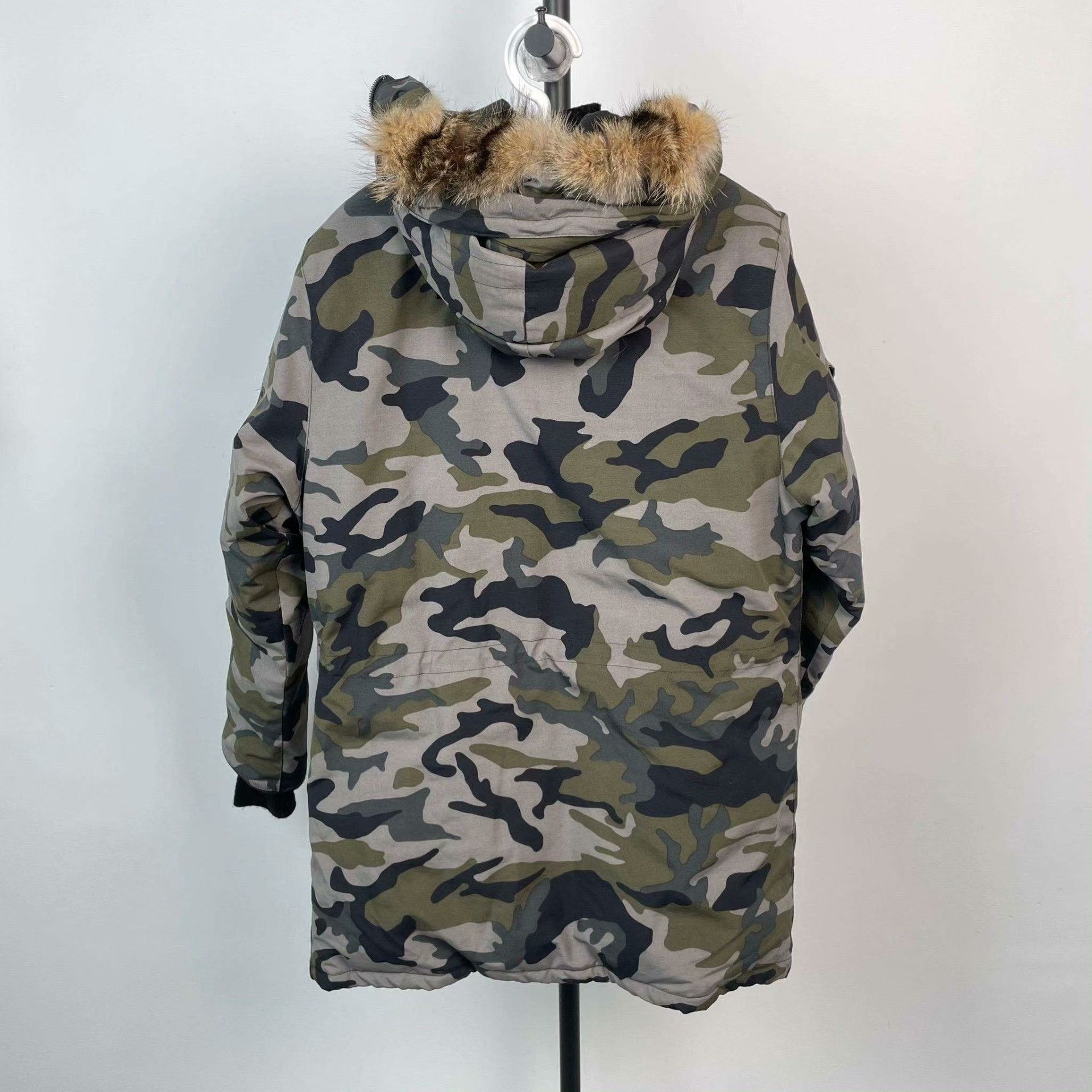 Canada Goose Canada Goose Down Camo Heavy Coat S Men Size US S / EU 44-46 / 1 - 2 Thumbnail