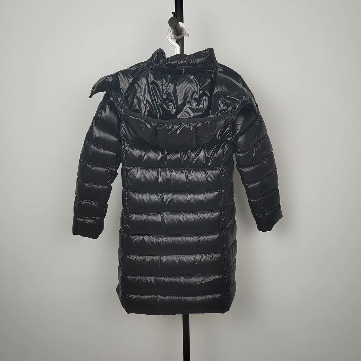 Moncler Moncler Down Black Down Jacket S Women Size S / US 4 / IT 40 - 2 Thumbnail