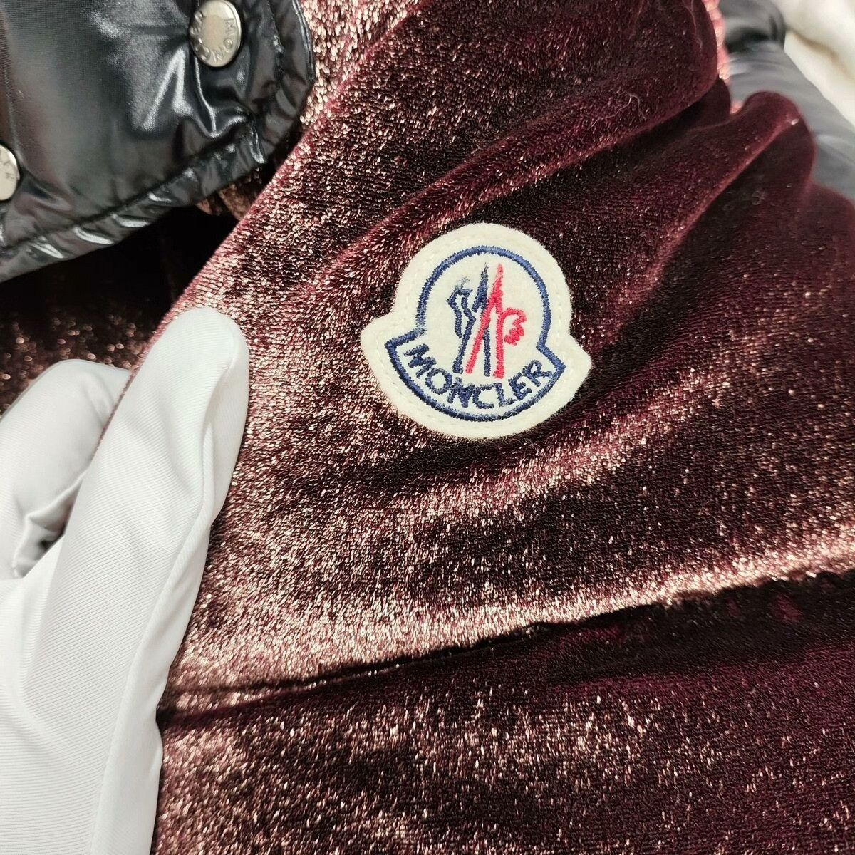 Moncler Moncler Velvet Down Pink Down Jacket S Women Size S / US 4 / IT 40 - 3 Thumbnail