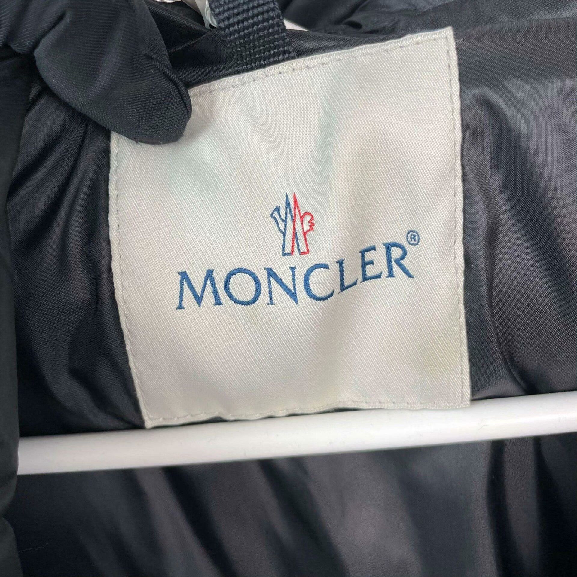 Moncler Moncler Wool Down Black Down Jacket S Women Size S / US 4 / IT 40 - 3 Thumbnail