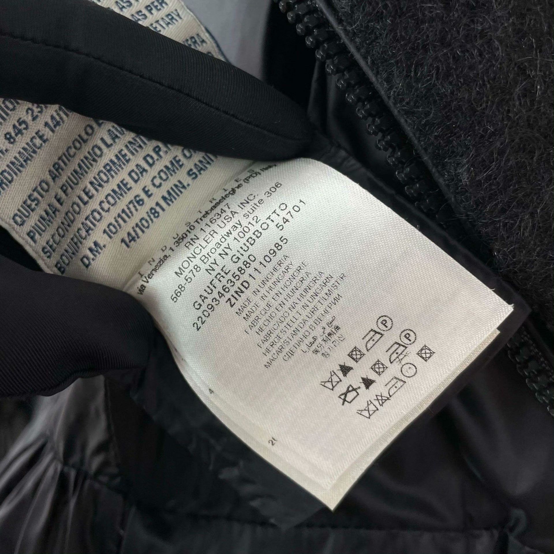 Moncler Moncler Wool Down Black Down Jacket S Women Size S / US 4 / IT 40 - 6 Thumbnail