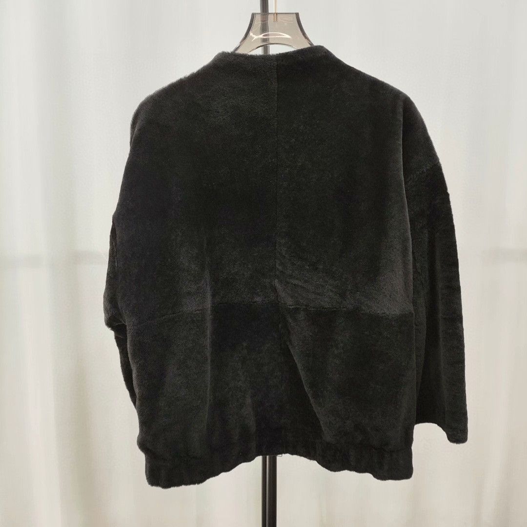 Louis Vuitton Louis Vuitton Black Jacket XS Women Size XS / US 0-2 / IT 36-38 - 2 Thumbnail