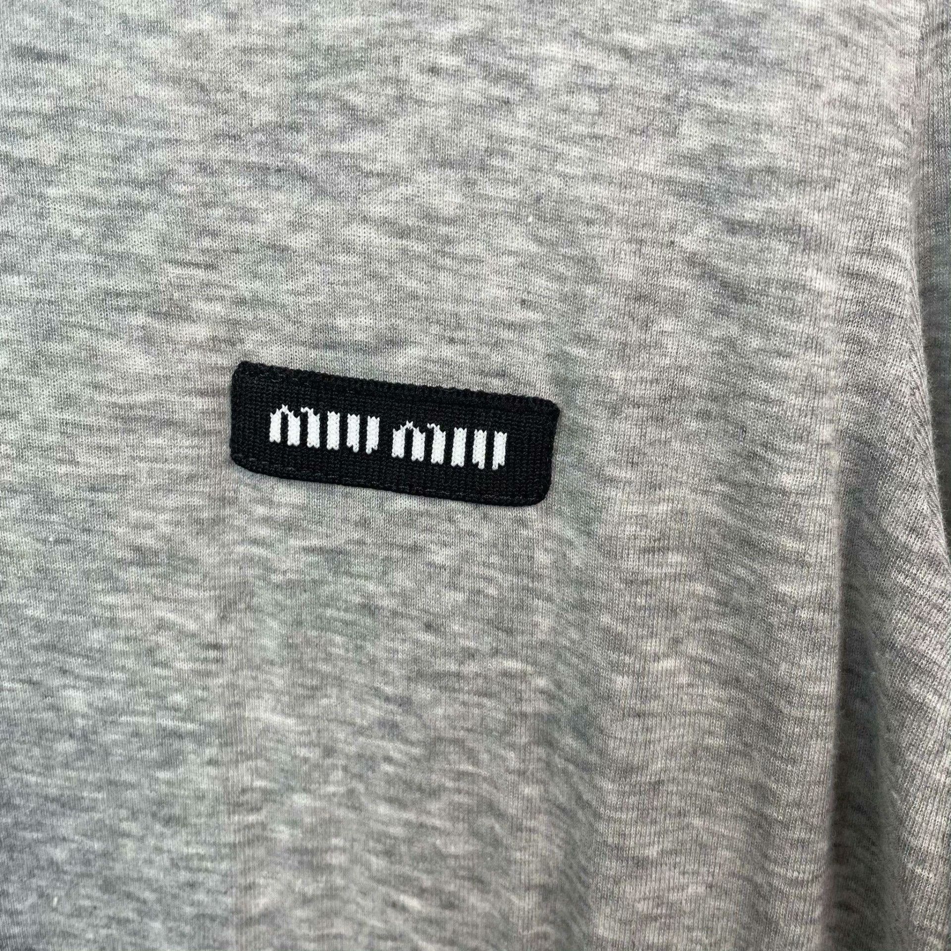 Miu Miu Miu Miu T-Shirt M Women Size M / US 6-8 / IT 42-44 - 3 Thumbnail
