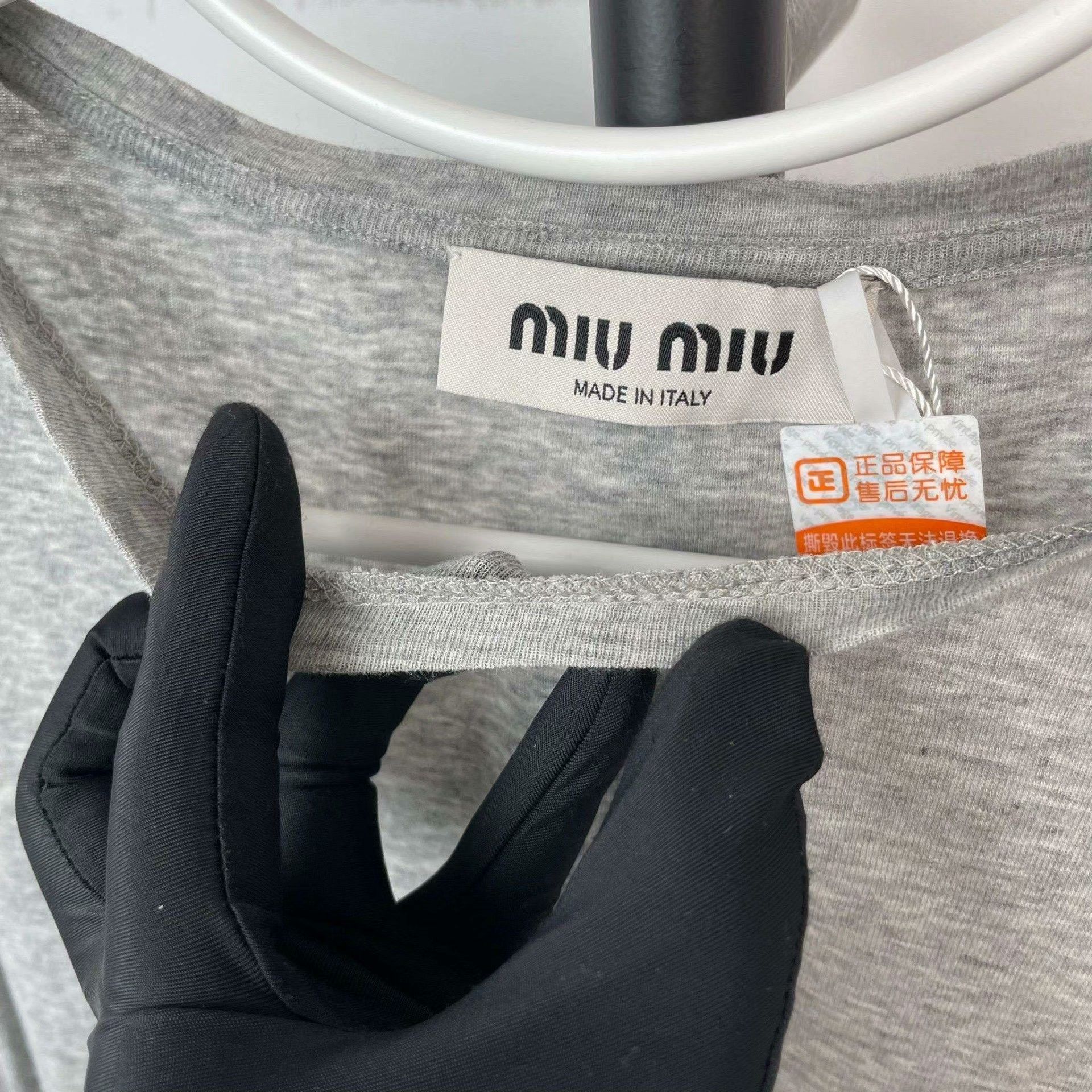 Miu Miu Miu Miu T-Shirt M Women Size M / US 6-8 / IT 42-44 - 4 Thumbnail