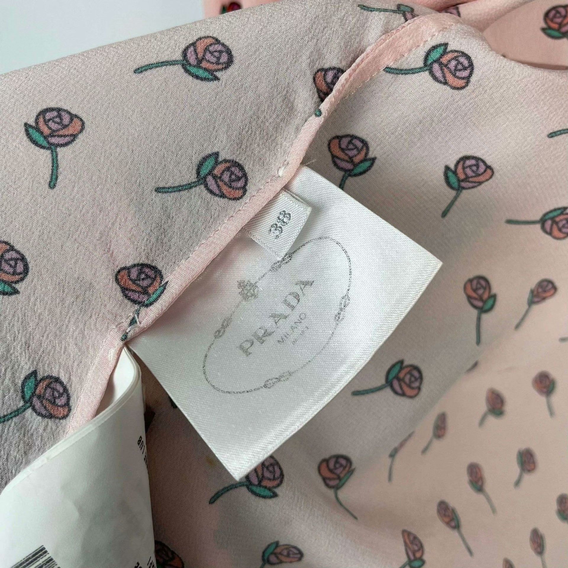 Prada Prada Printed Pink T-Shirt S Women Size S / US 4 / IT 40 - 5 Thumbnail