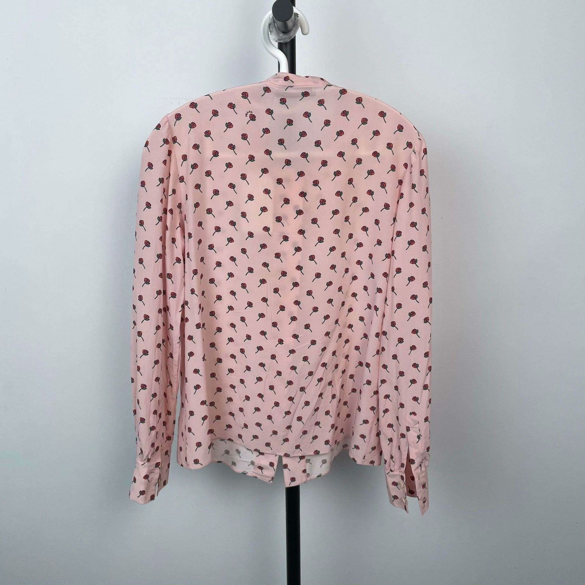 Prada Prada Printed Pink T-Shirt S Women Size S / US 4 / IT 40 - 2 Thumbnail