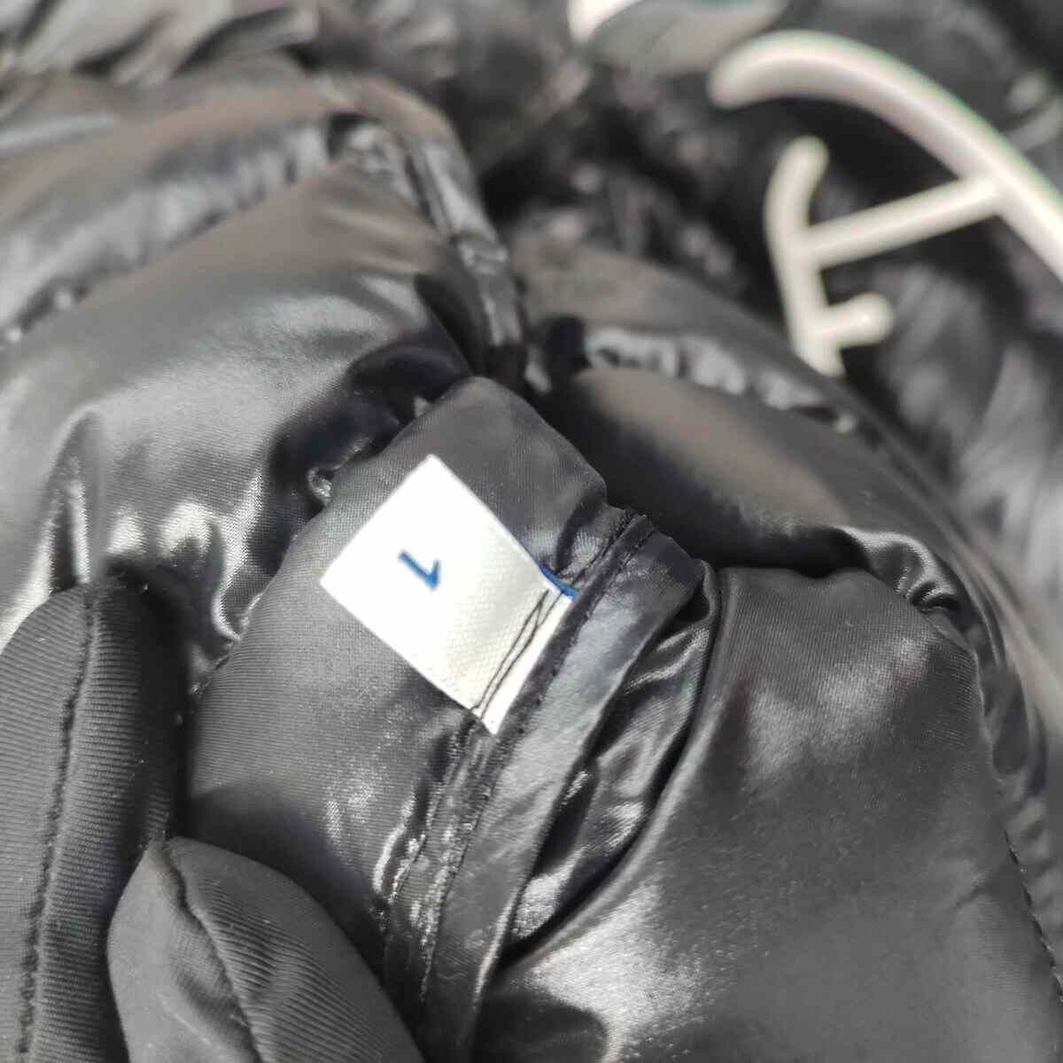 Moncler Moncler Down Long Black Down Jacket S Women Size S / US 4 / IT 40 - 4 Thumbnail